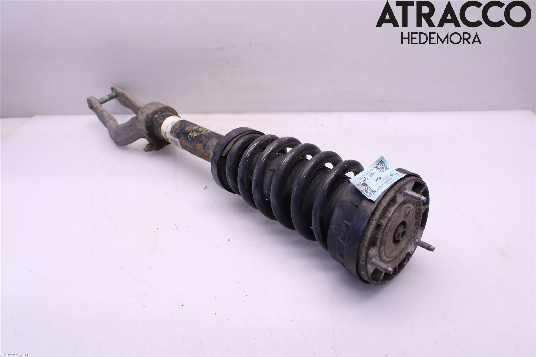 Jaguar F-PACE Fjäderben Fram Höger