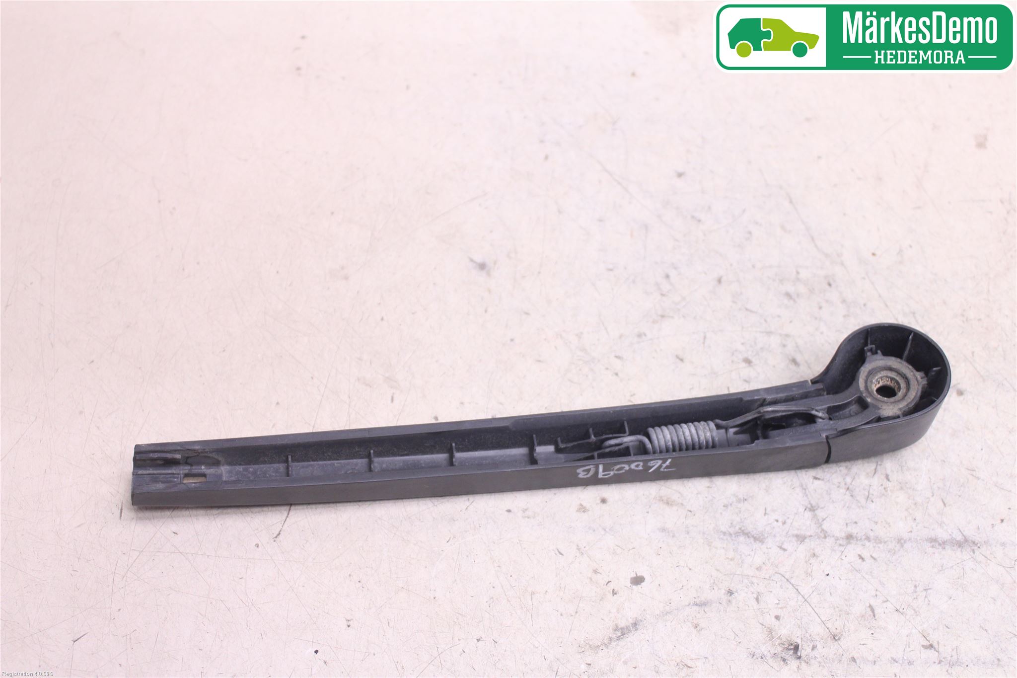 Volkswagen VW TIGUAN 16-24 Torkararm-Bakruta