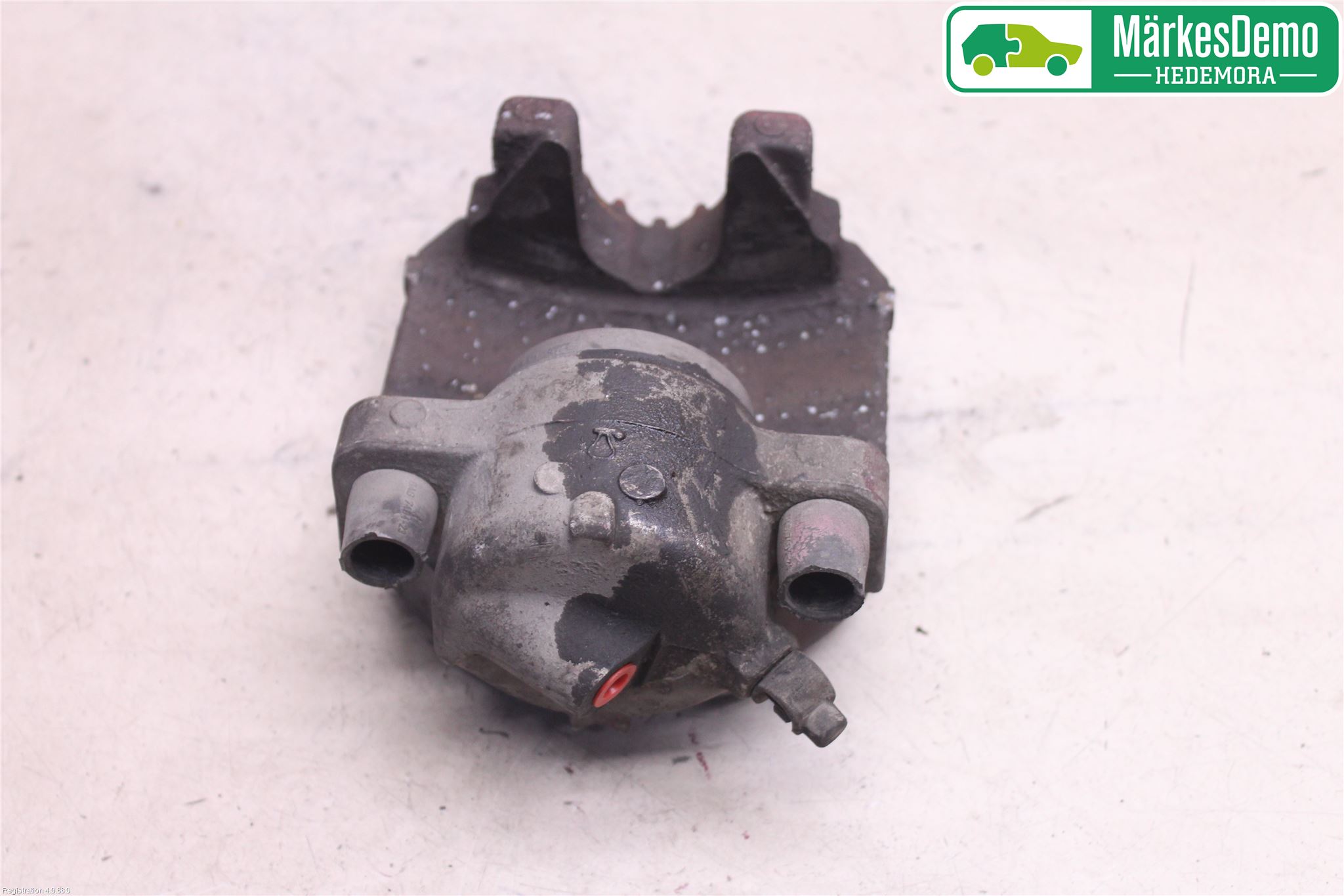 BMW 3 E90/91 SED/TOU 05-12 Bromsok Fram Höger