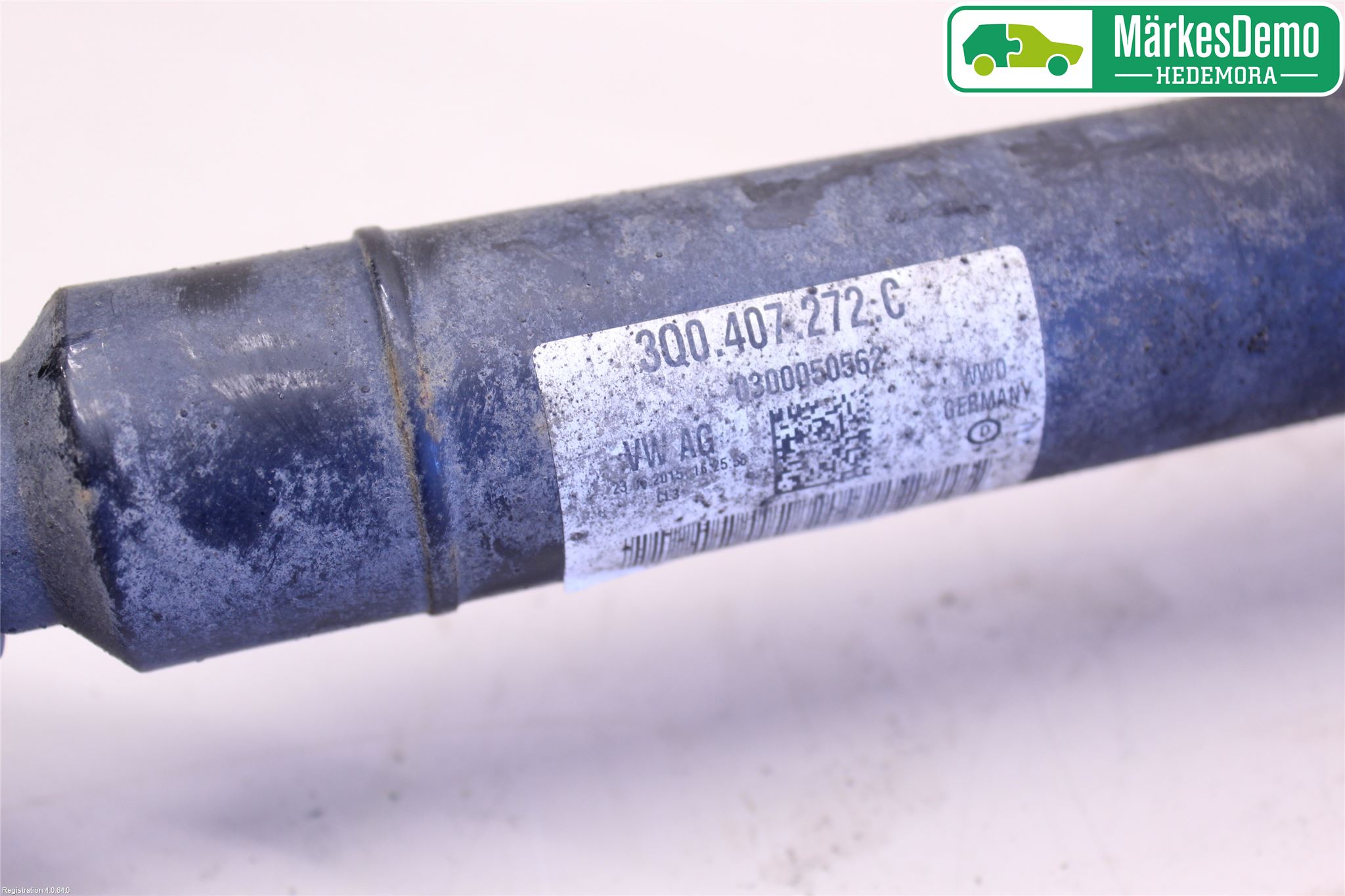 Volkswagen VW PASSAT 15-19 Drivaxel Fram Höger