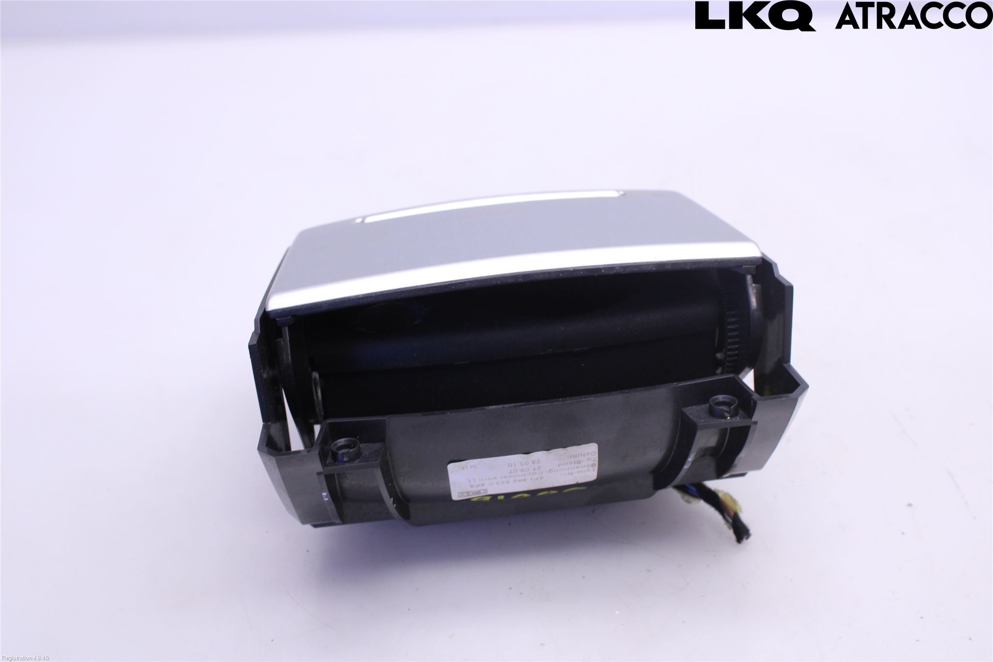 Audi A6/S6     05-11 Mugghållare