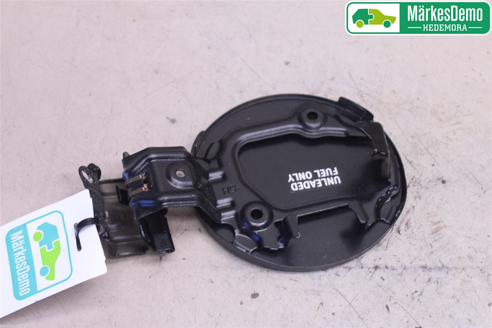 Toyota AURIS 13-19 Tanklucka