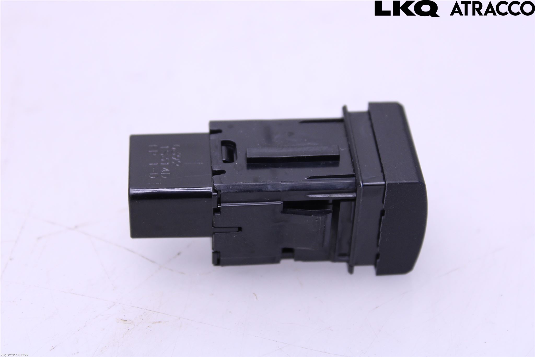 Toyota bZ4X EA10 22- Strömställare Baklucka