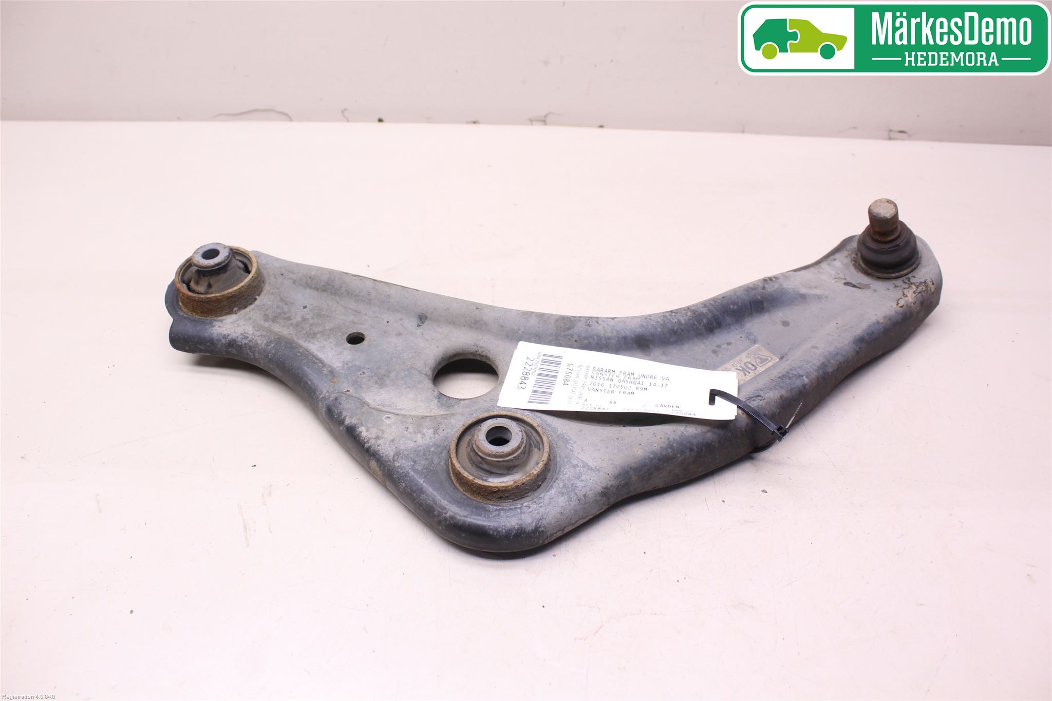 Nissan QASHQAI 14-17 Bärarm Fram Undre Vä