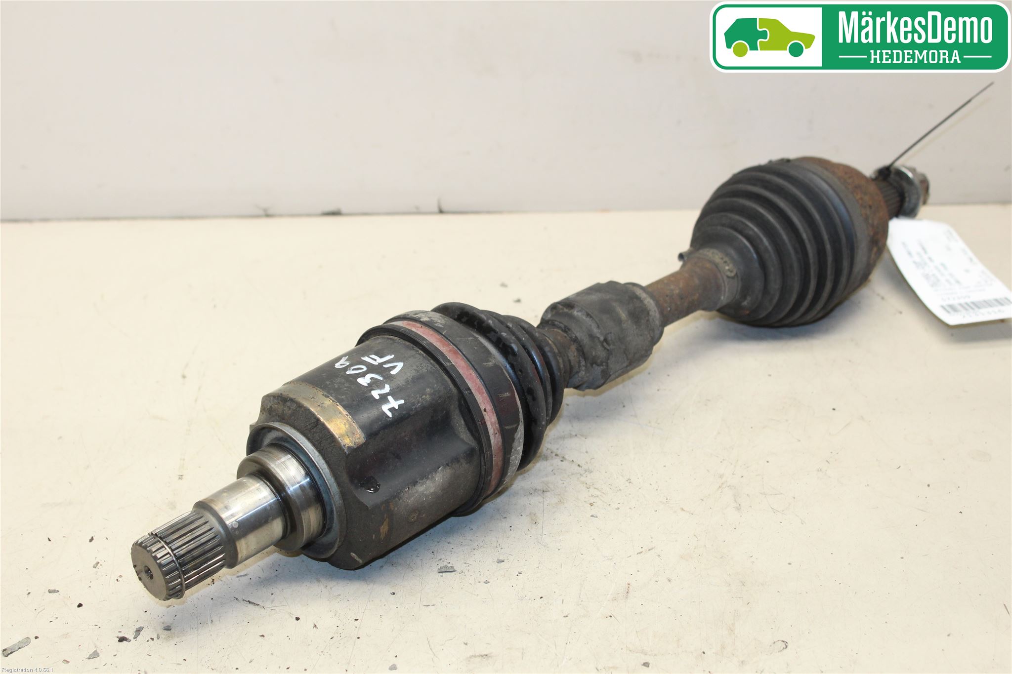 Citroen C-CROSSER Drivaxel Fram Vänster