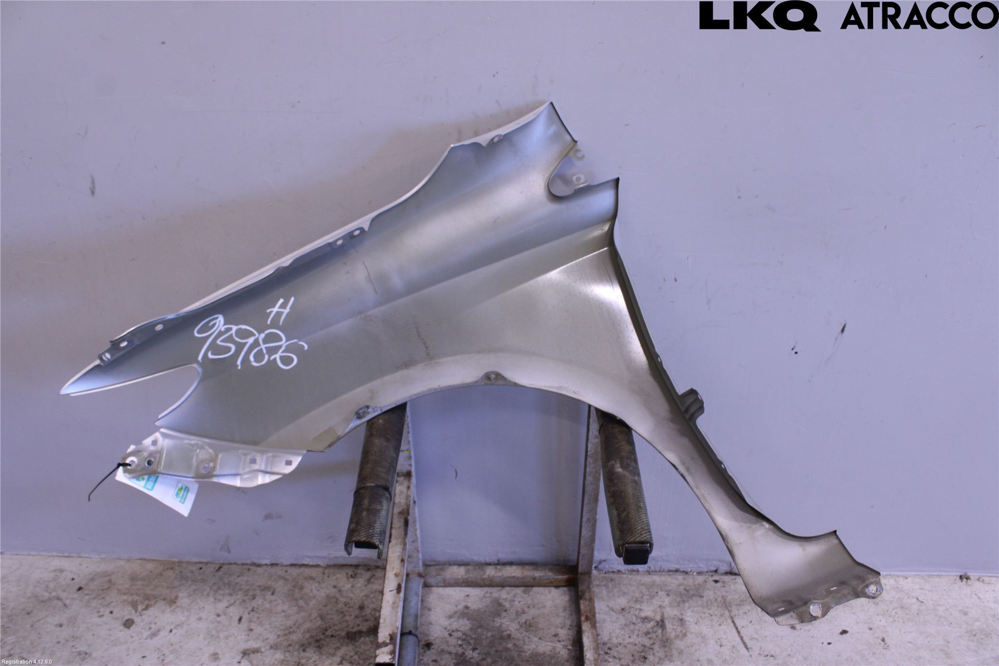 Toyota AURIS 13-19 Skärm Fram Höger