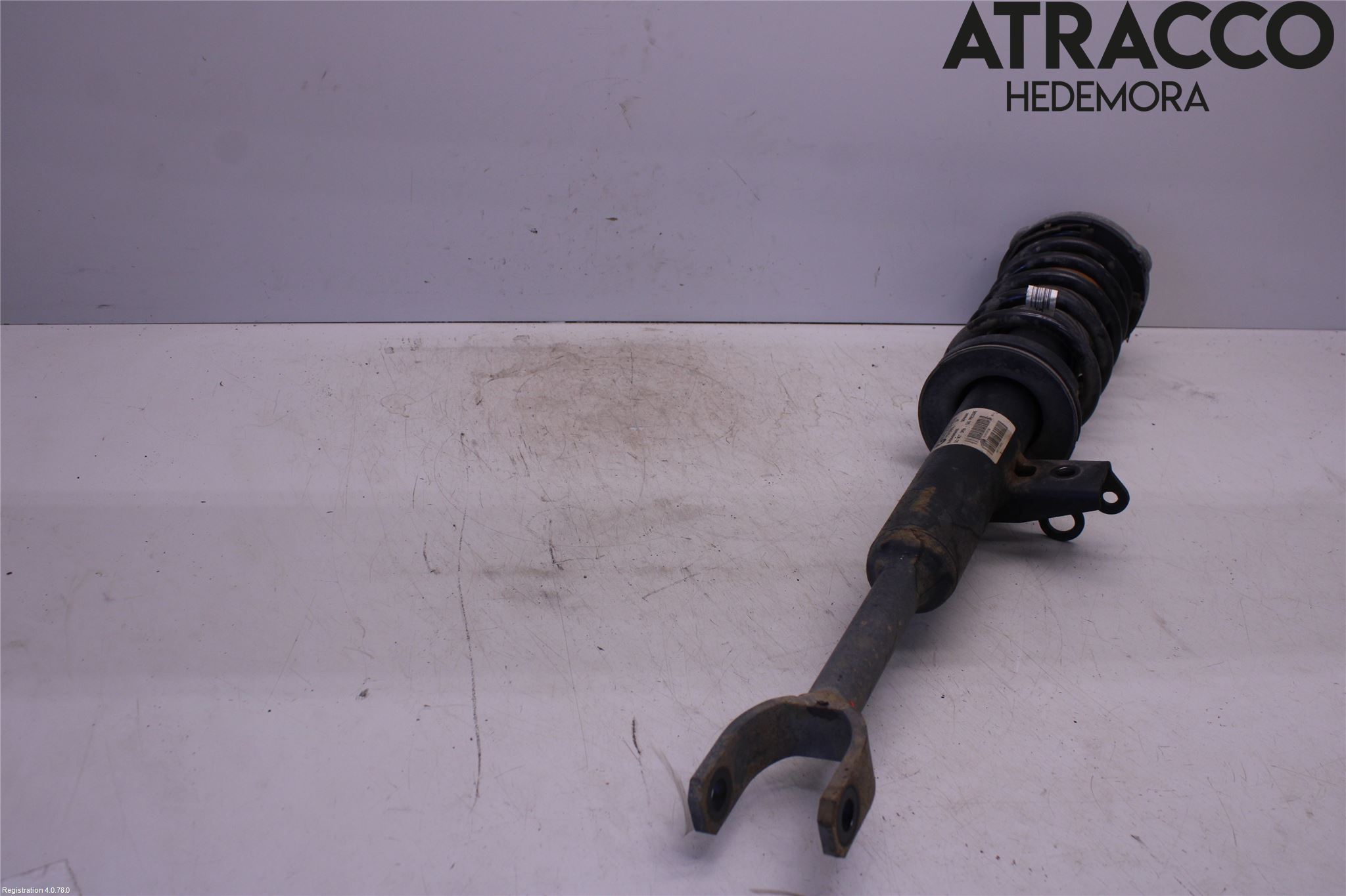 BMW 5 F10/F11/F18 09-17 Fjäderben Fram Vänster