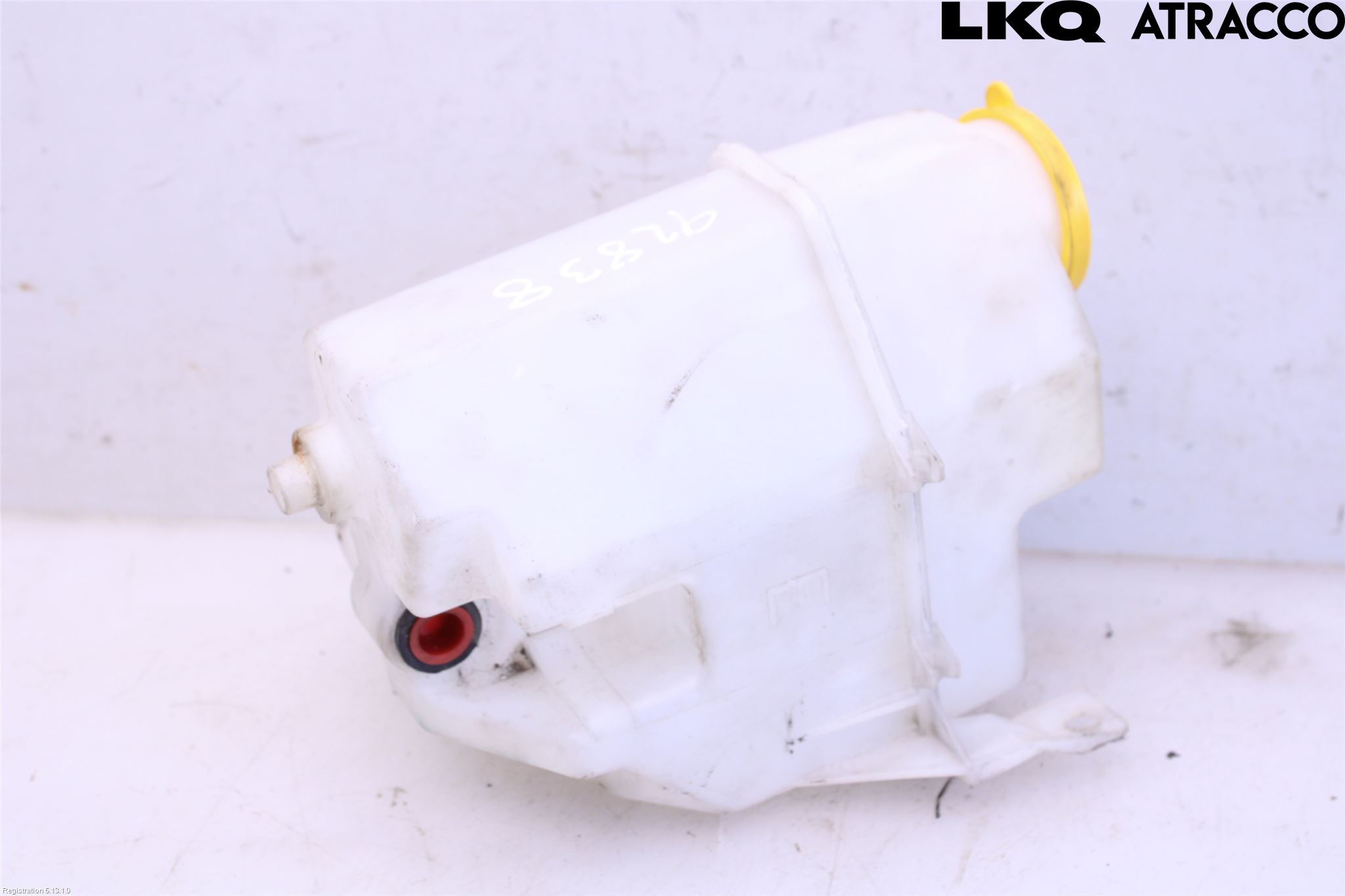 Nissan ALMERA    96-00 Spolartank Vindruta