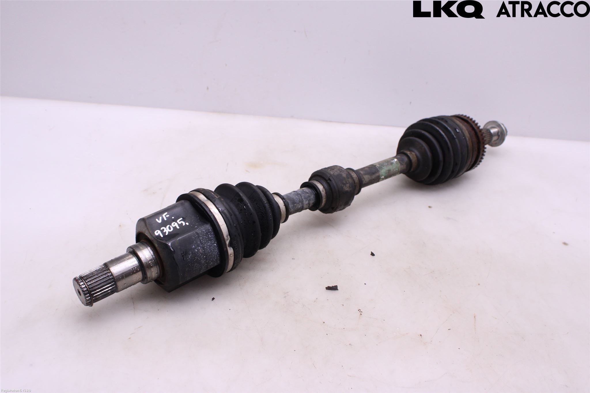 Hyundai i40 08-15 Drivaxel Fram Vänster