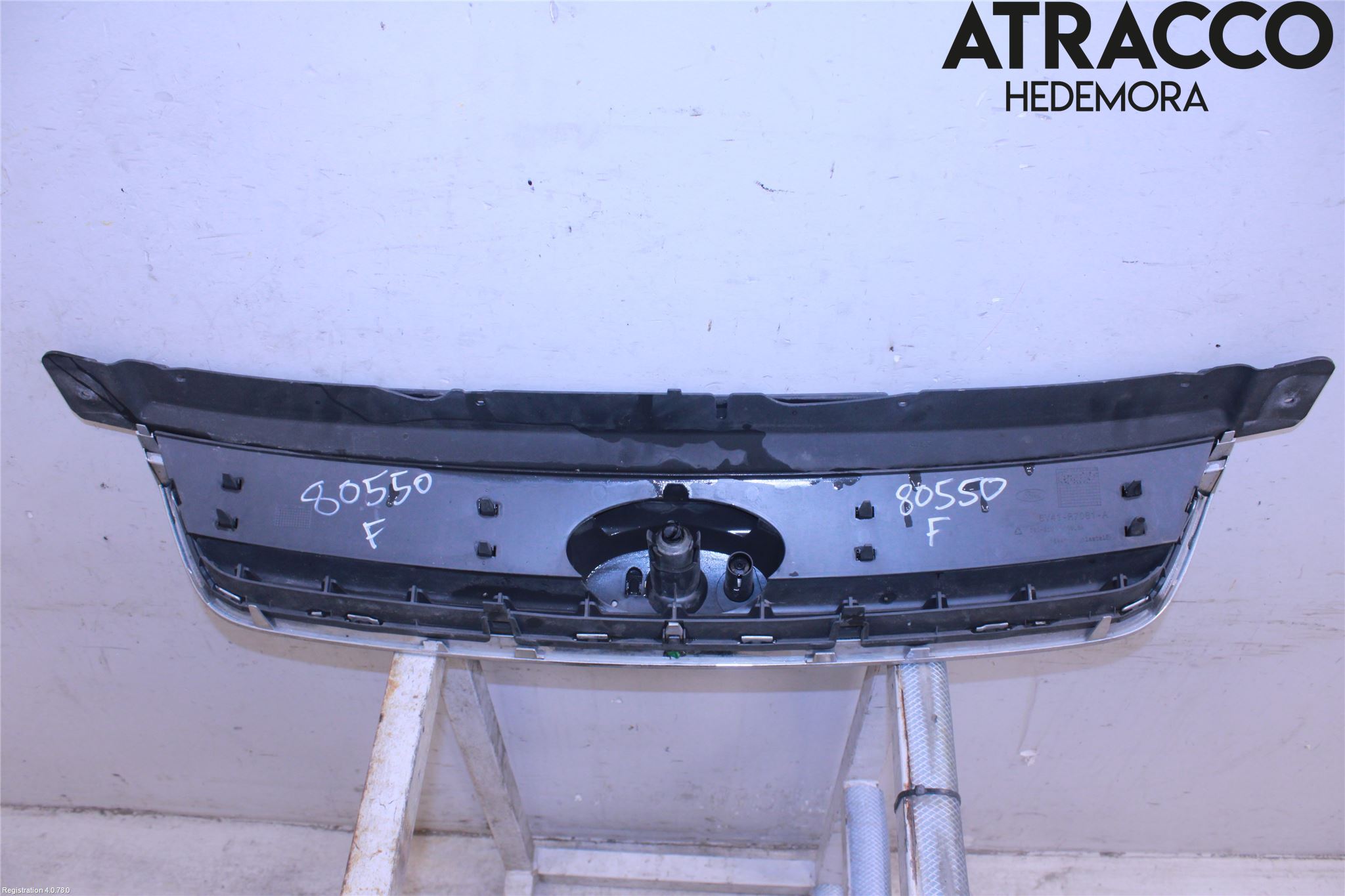 Ford KUGA 08-12 Grill Komp