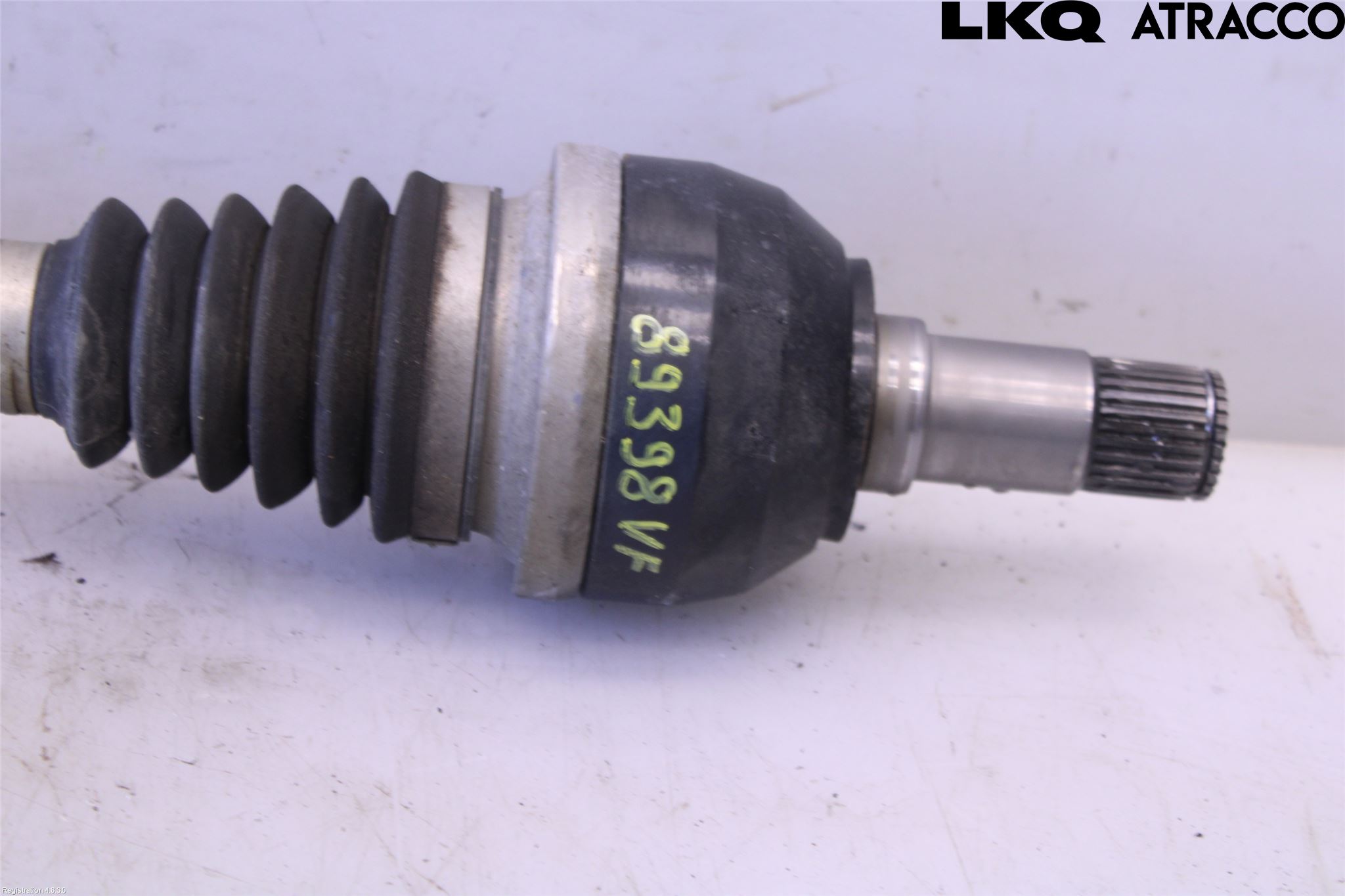Mercedes-Benz MB B-KLASS (W247) 19- Drivaxel Fram Vänster
