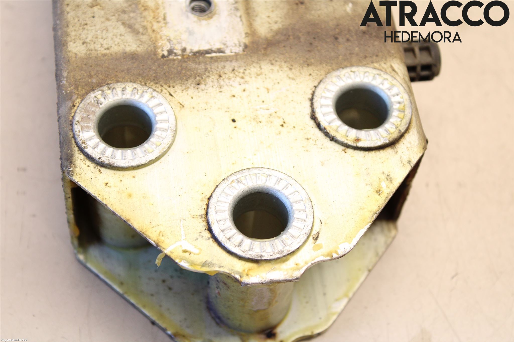 BMW 5 F10/F11/F18 09-17 Stötfångarbärjärn Fram