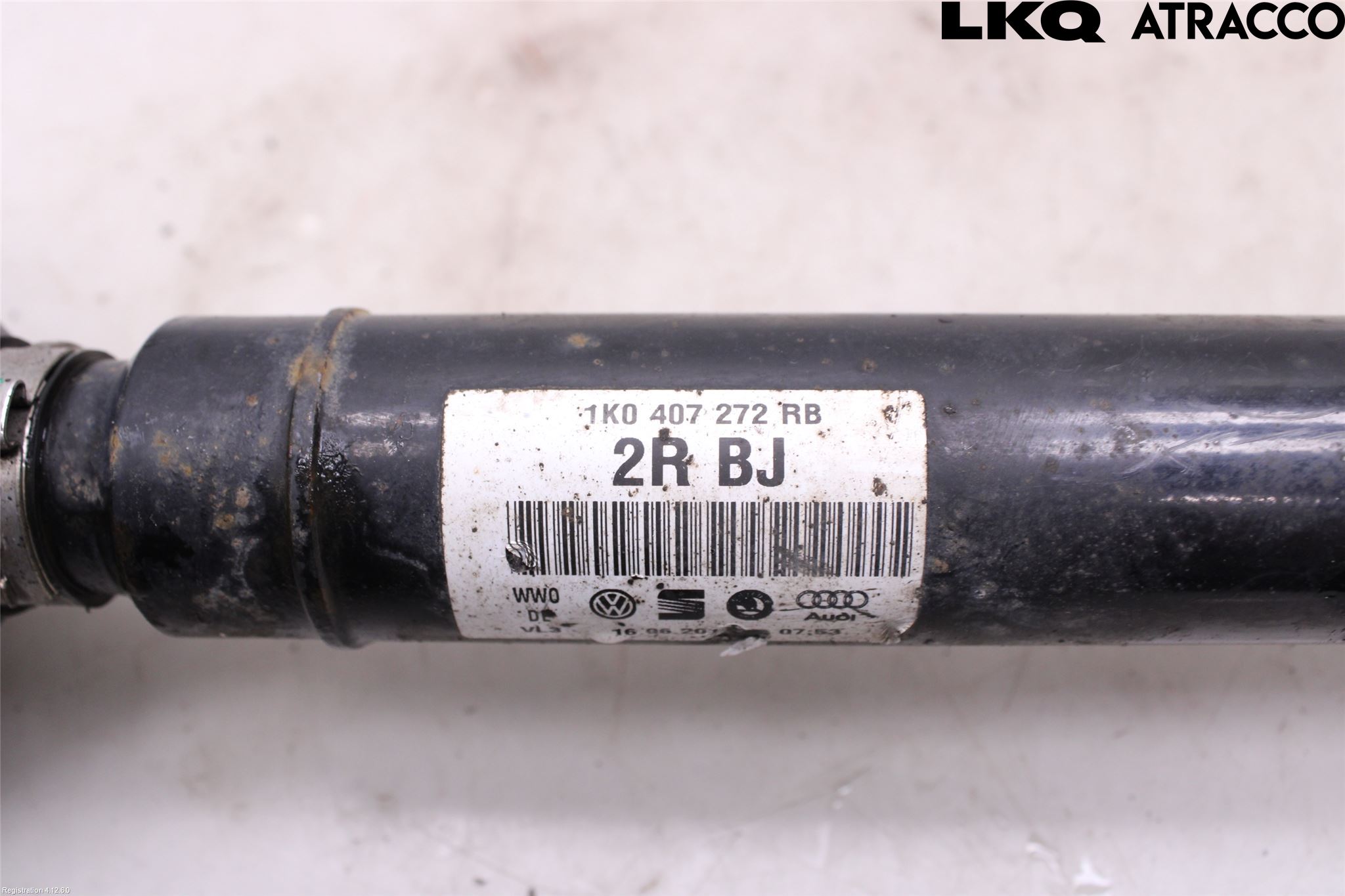 Volkswagen VW PASSAT 11-14 Drivaxel Fram Höger