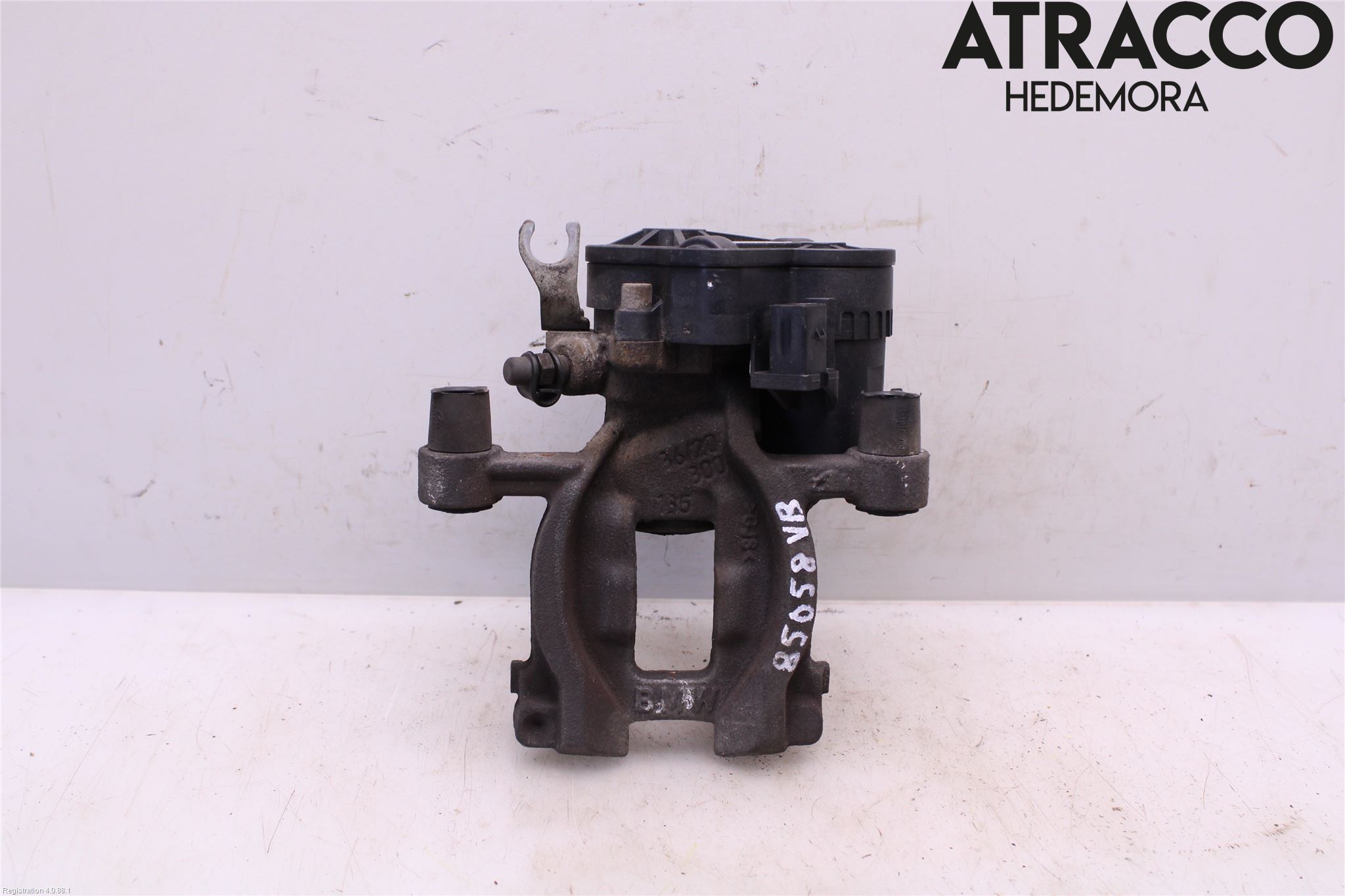 BMW X1 F48 15-22 Bromsok Bak Vänster