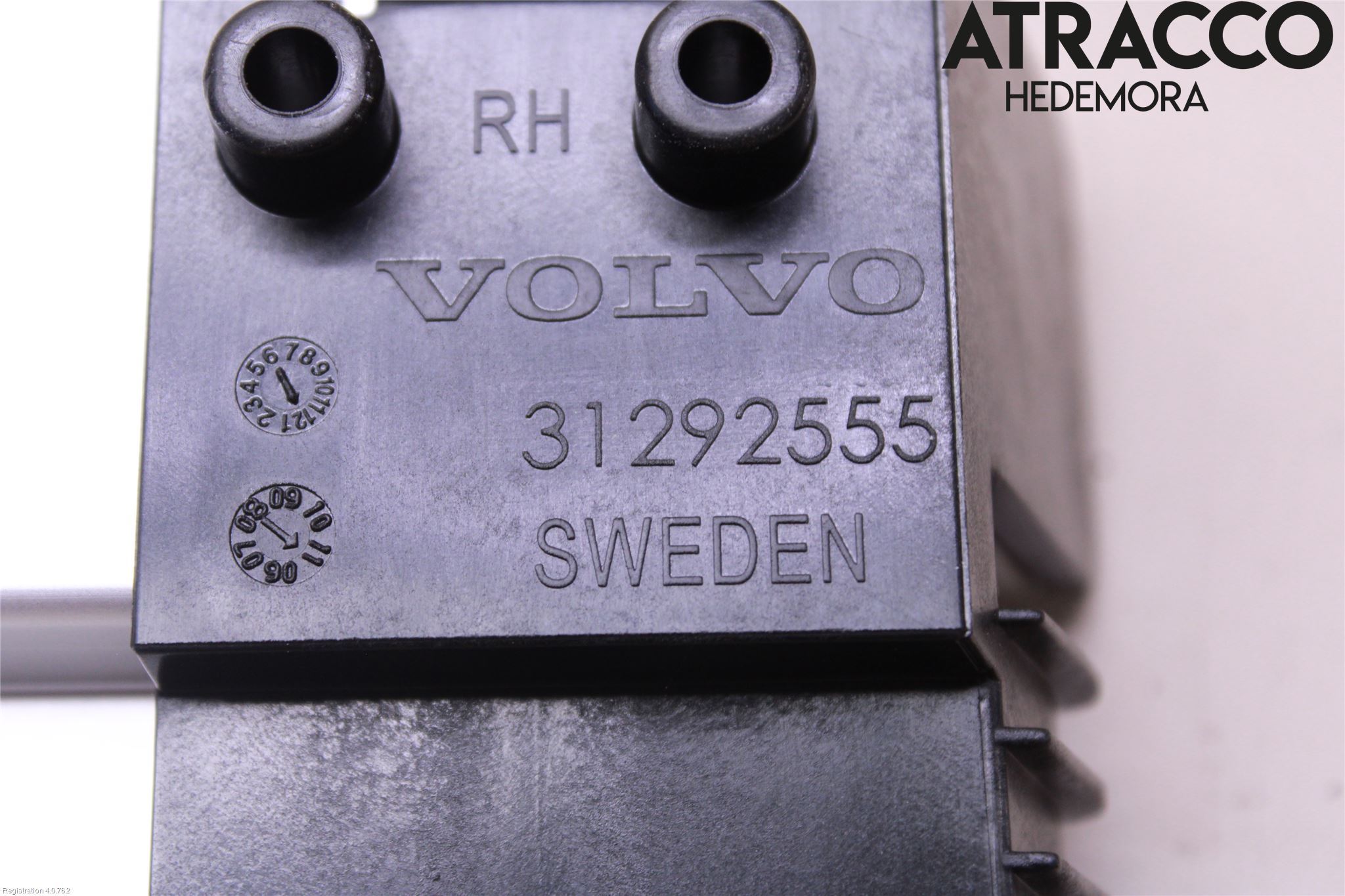 Volvo XC70 14-16 Lastförskjutningsskydd-Galler