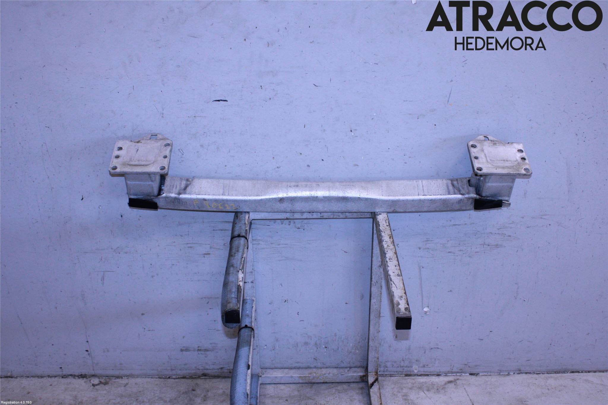 Peugeot 308 08-13 Stötfångarbalk Fram