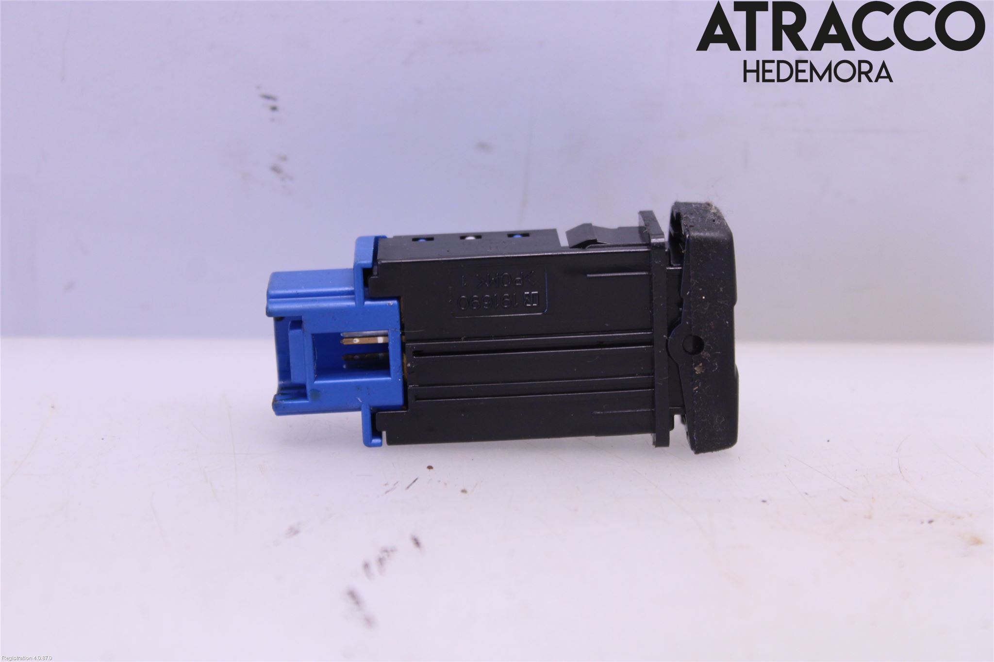 Toyota AURIS 13-19 Strömställare Stolvärme