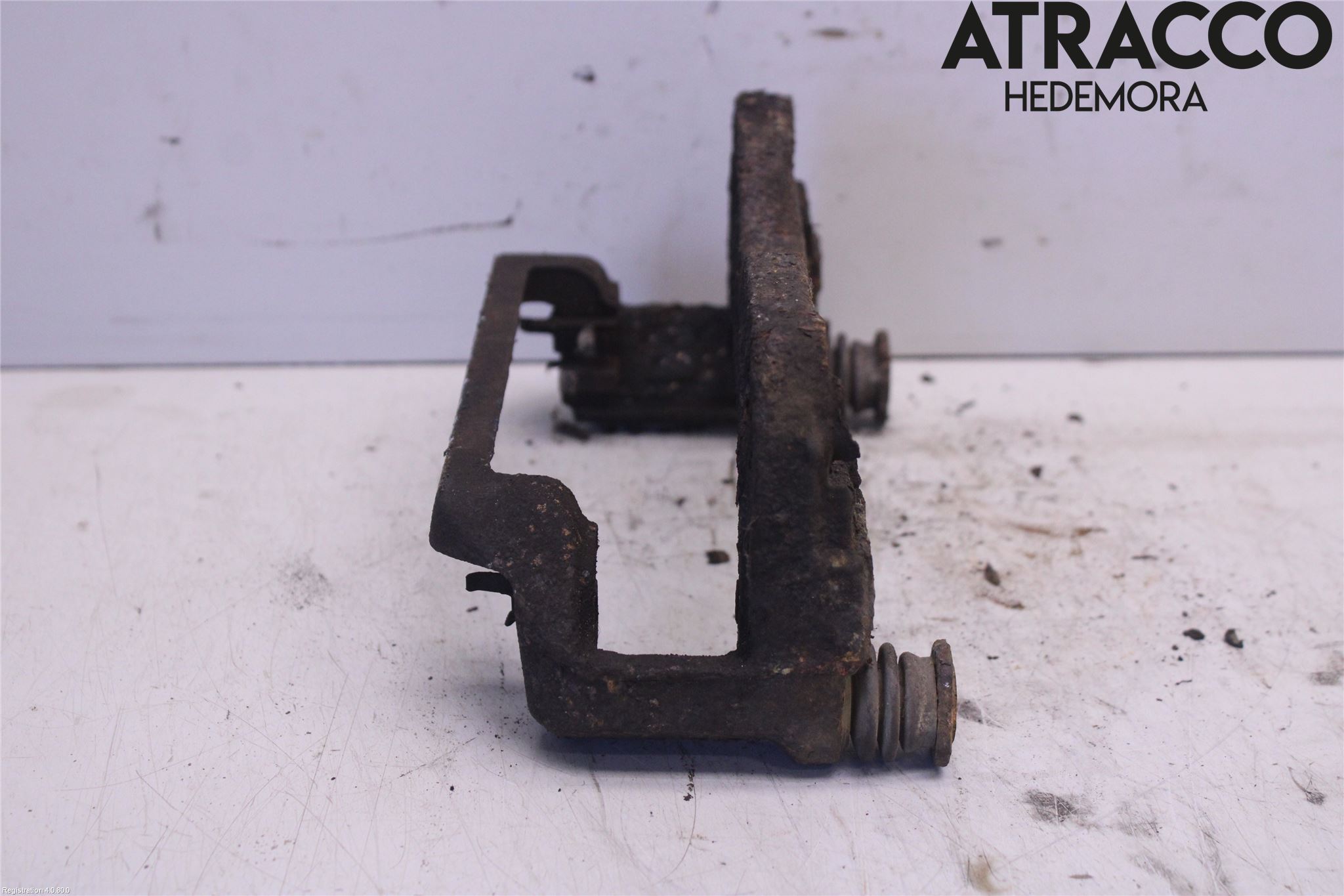 Subaru IMPREZA II  01-02 Bromsokshållare