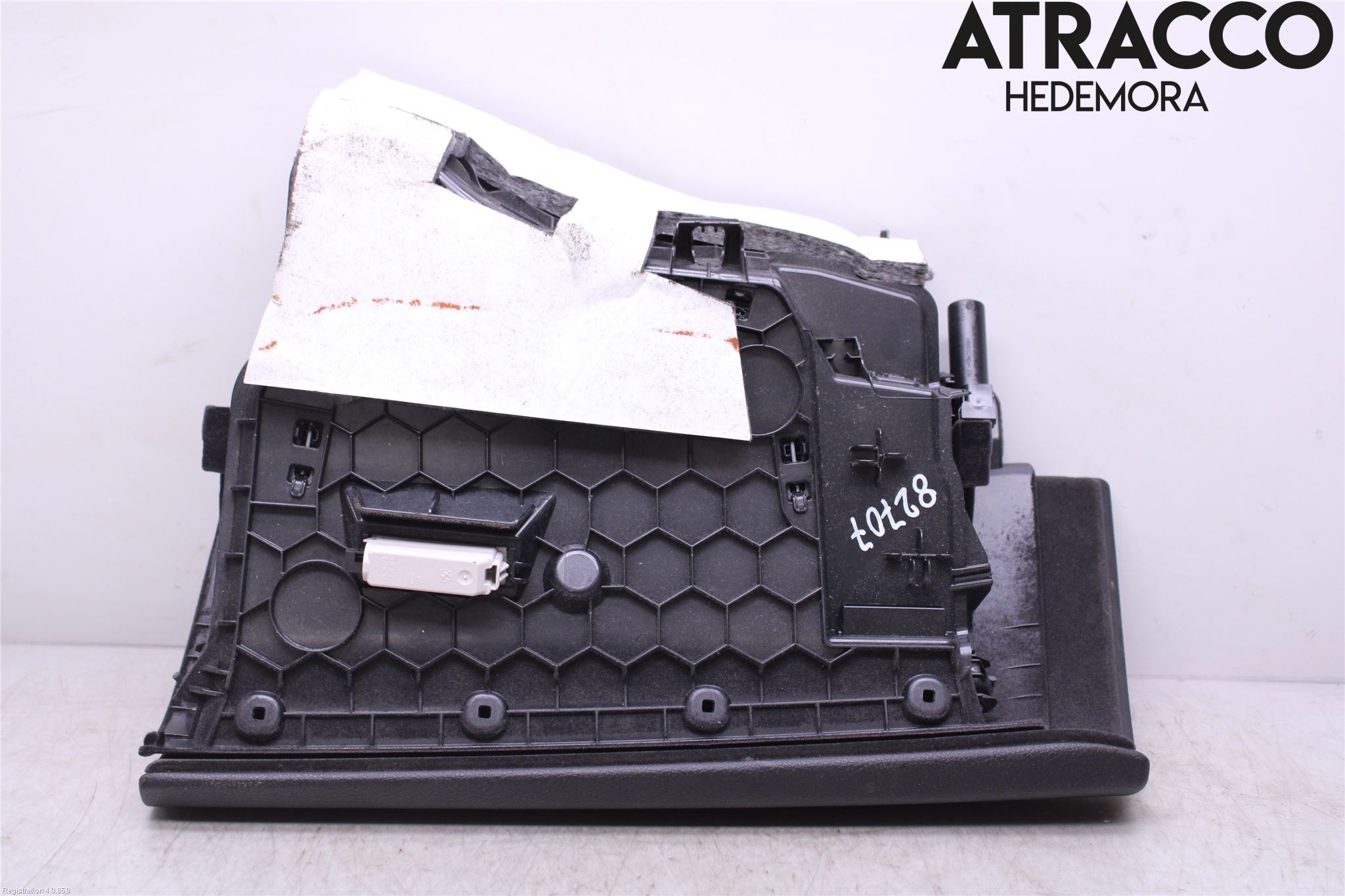 BMW 3 F30/F31/F80 12-19 Handskfack