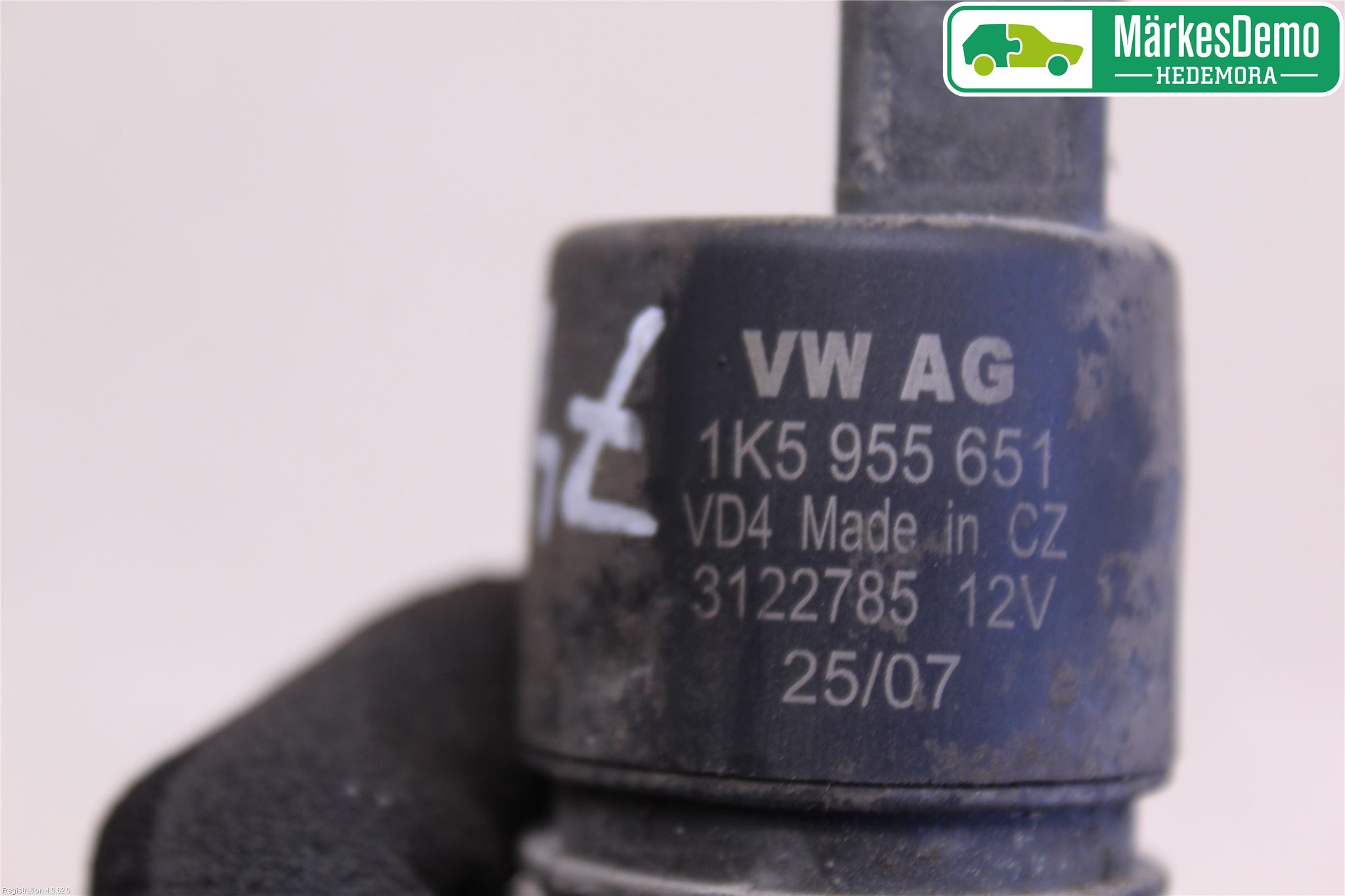 Volkswagen VW TRANSP/CARAVELLE (T5) 04-15 Spolarpump Vindruta