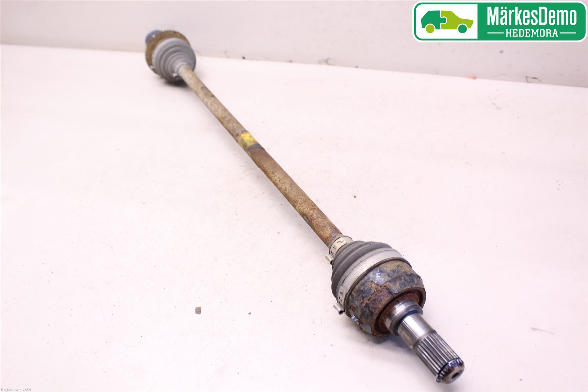 Kia SORENTO 15-20 Drivaxel Bak Höger