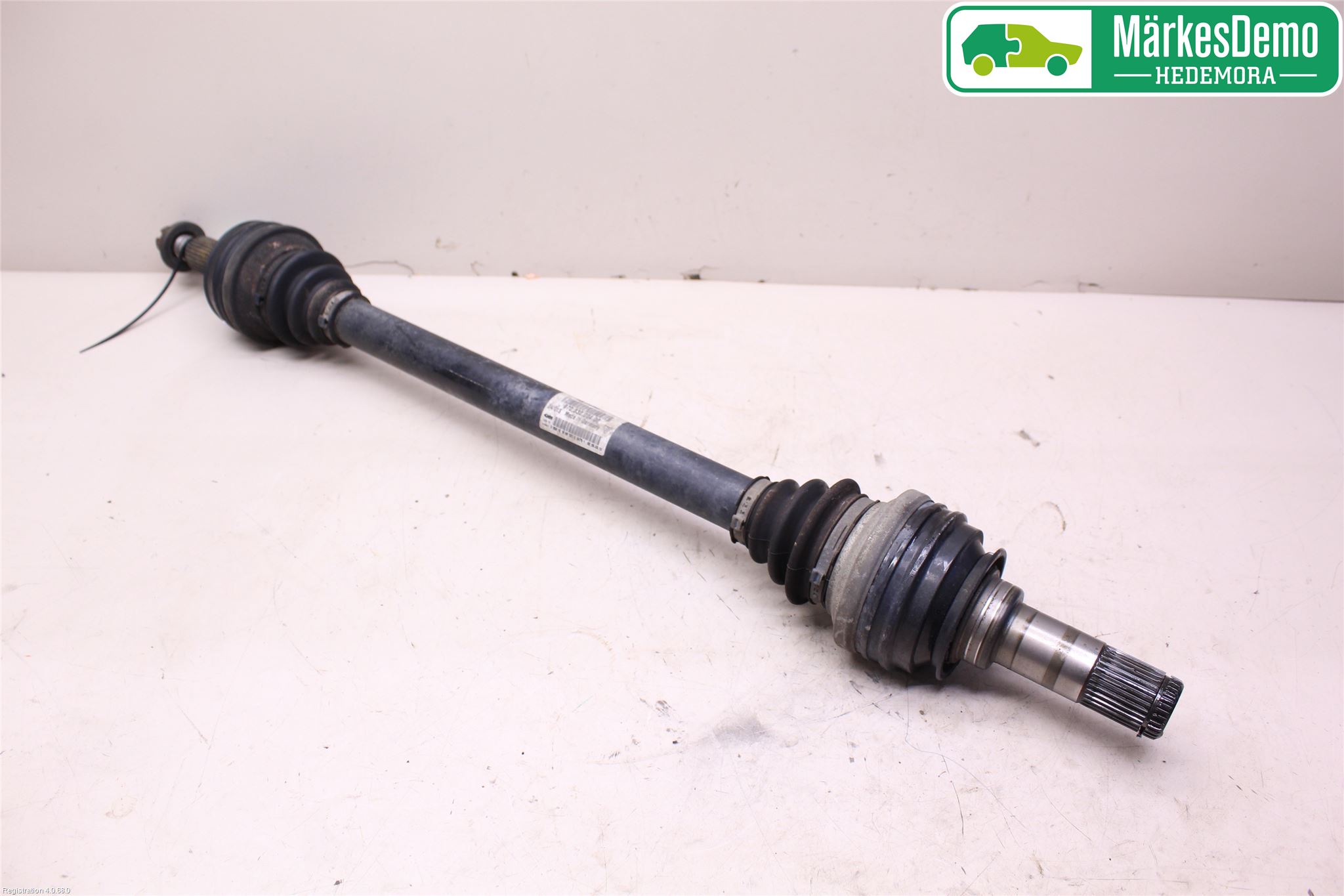 Porsche PANAMERA 09- Drivaxel Bak Höger