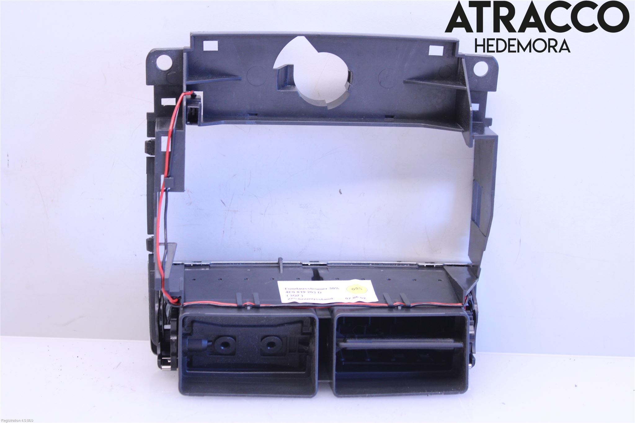 Audi A8/S8 4E  02-09 Defrosterkanal-Munstycke