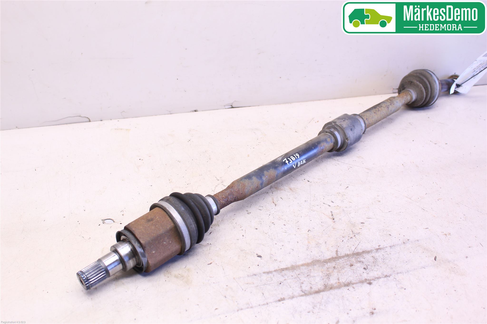 Mitsubishi OUTLANDER 13-21 Drivaxel Bak Vänster