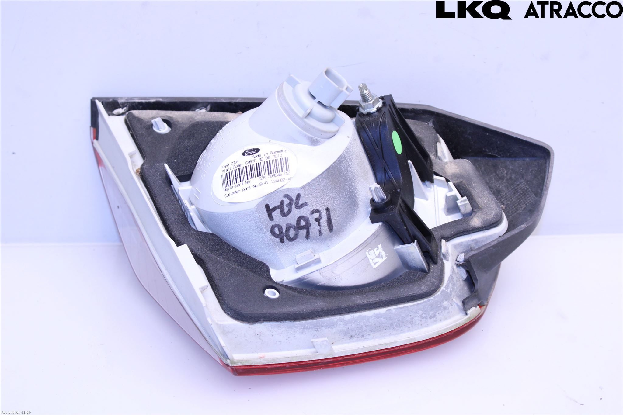 Ford KUGA 08-12 Bakljus Lucka Hö