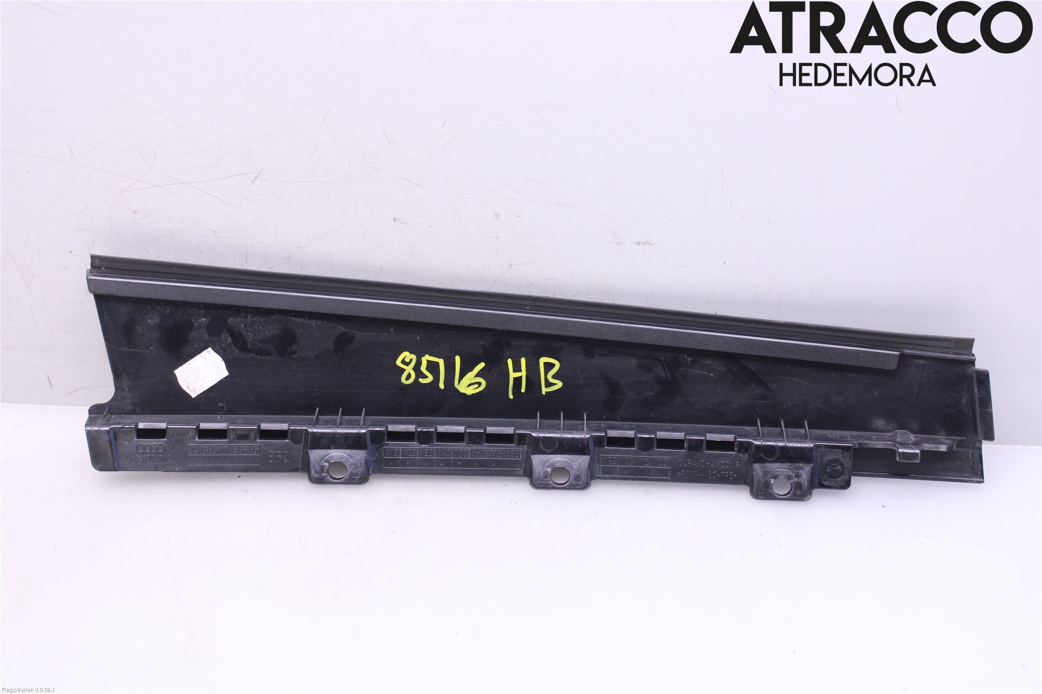 Audi A6 F2/C8 19- Dörr Dekorlist Bak Hö