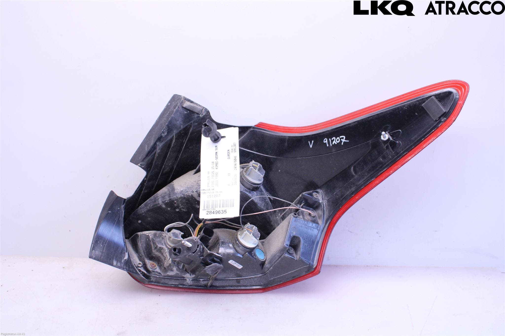 Ford FOCUS 15-18 Bakljus Vänster