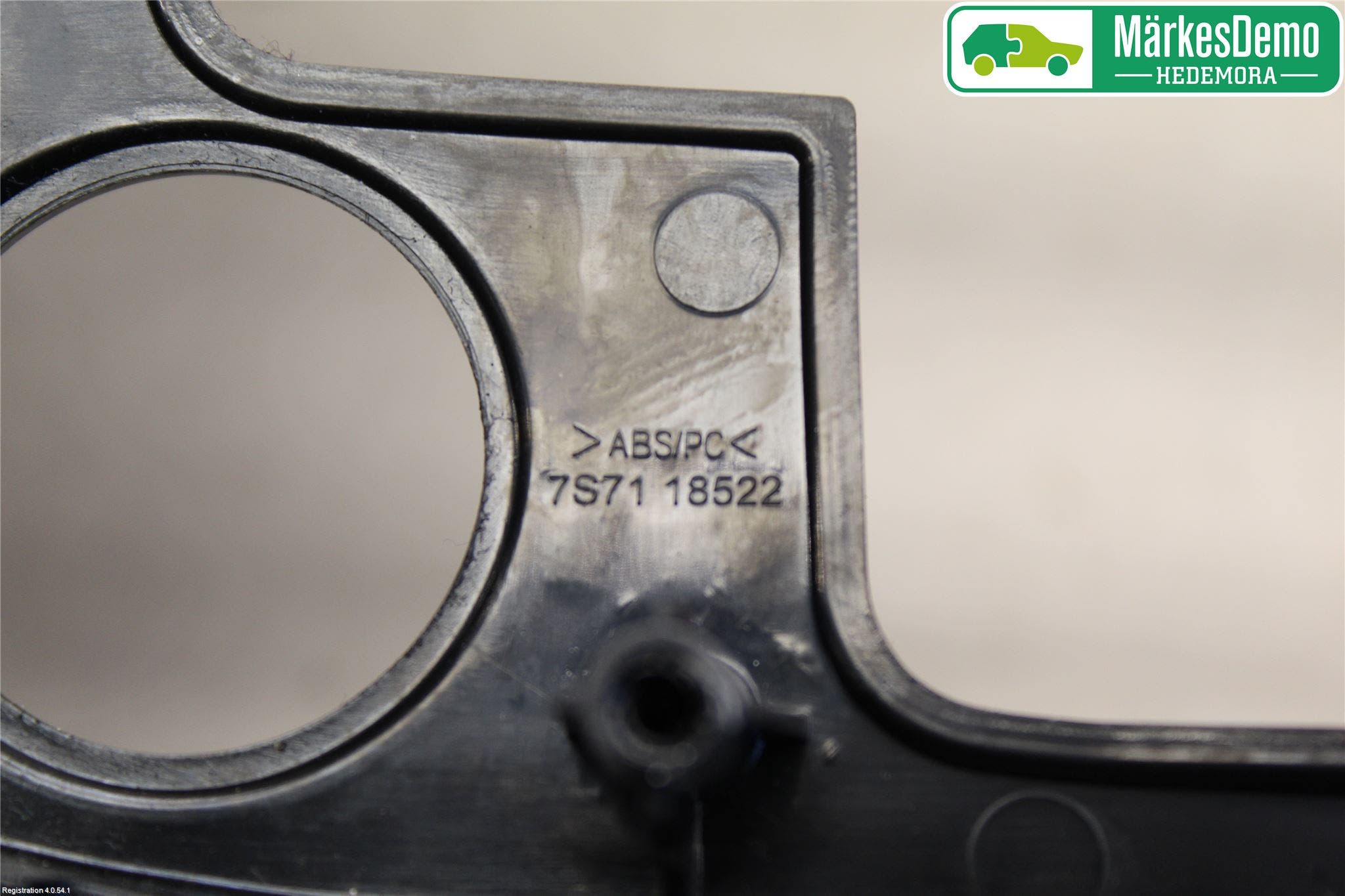 Ford MONDEO 07-15 Instrument-Radio Sarg