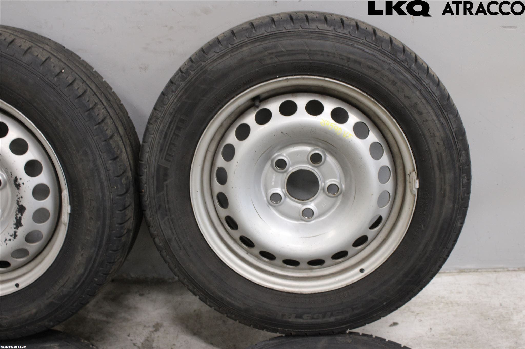 Volkswagen VW TRANSP/CARAVELLE (T6) 16-22 Sommardäck Plåtfälg 4St