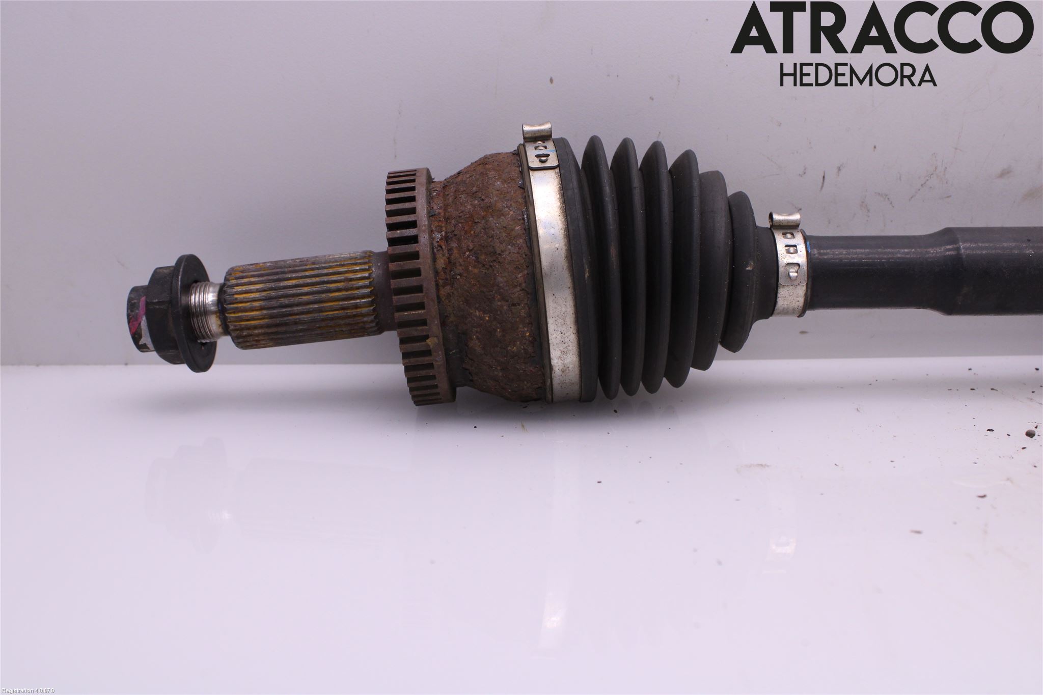 Hyundai i40 08-15 Drivaxel Fram Höger