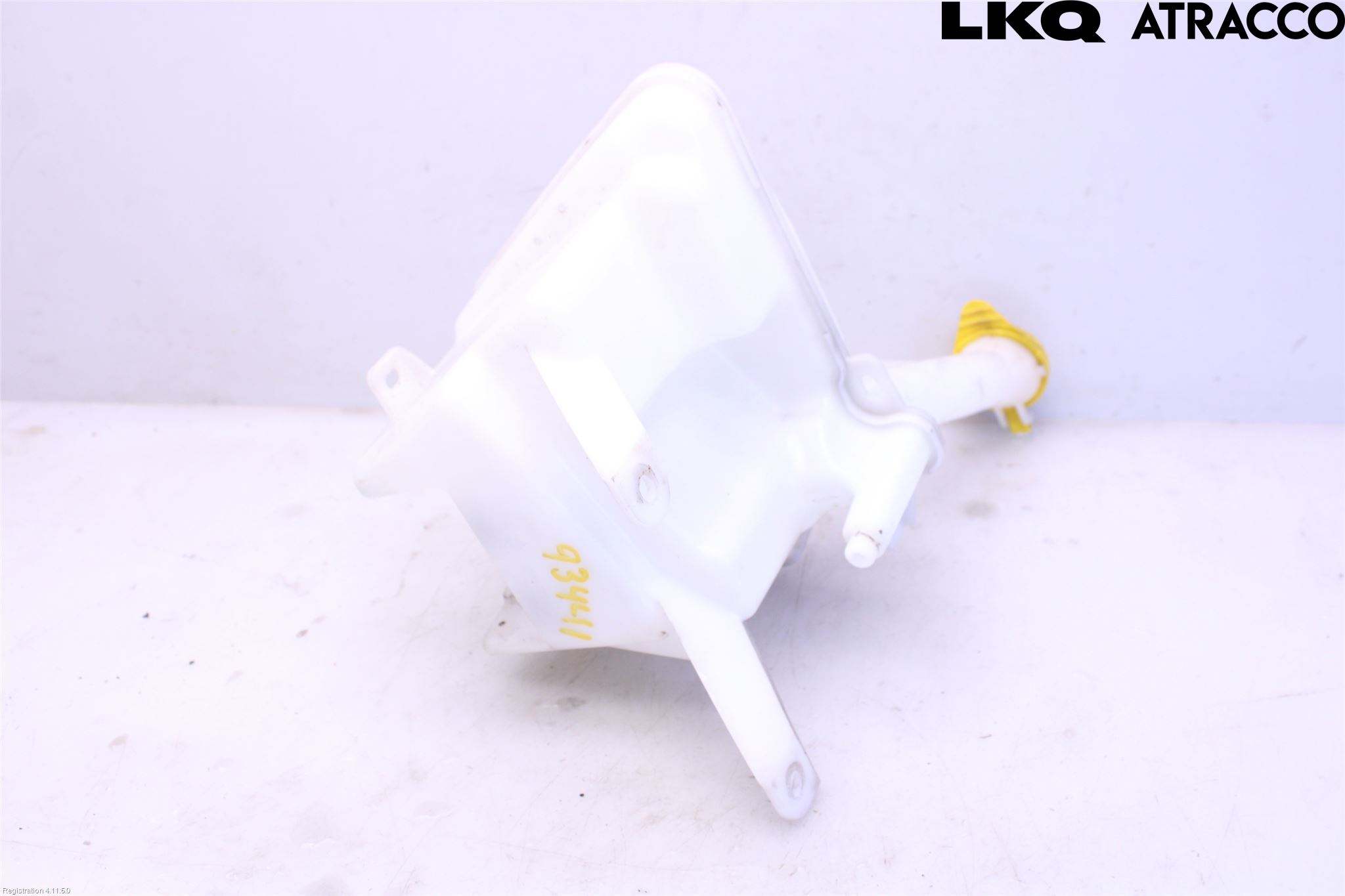 Toyota YARIS XP130 15-20 Spolartank Vindruta
