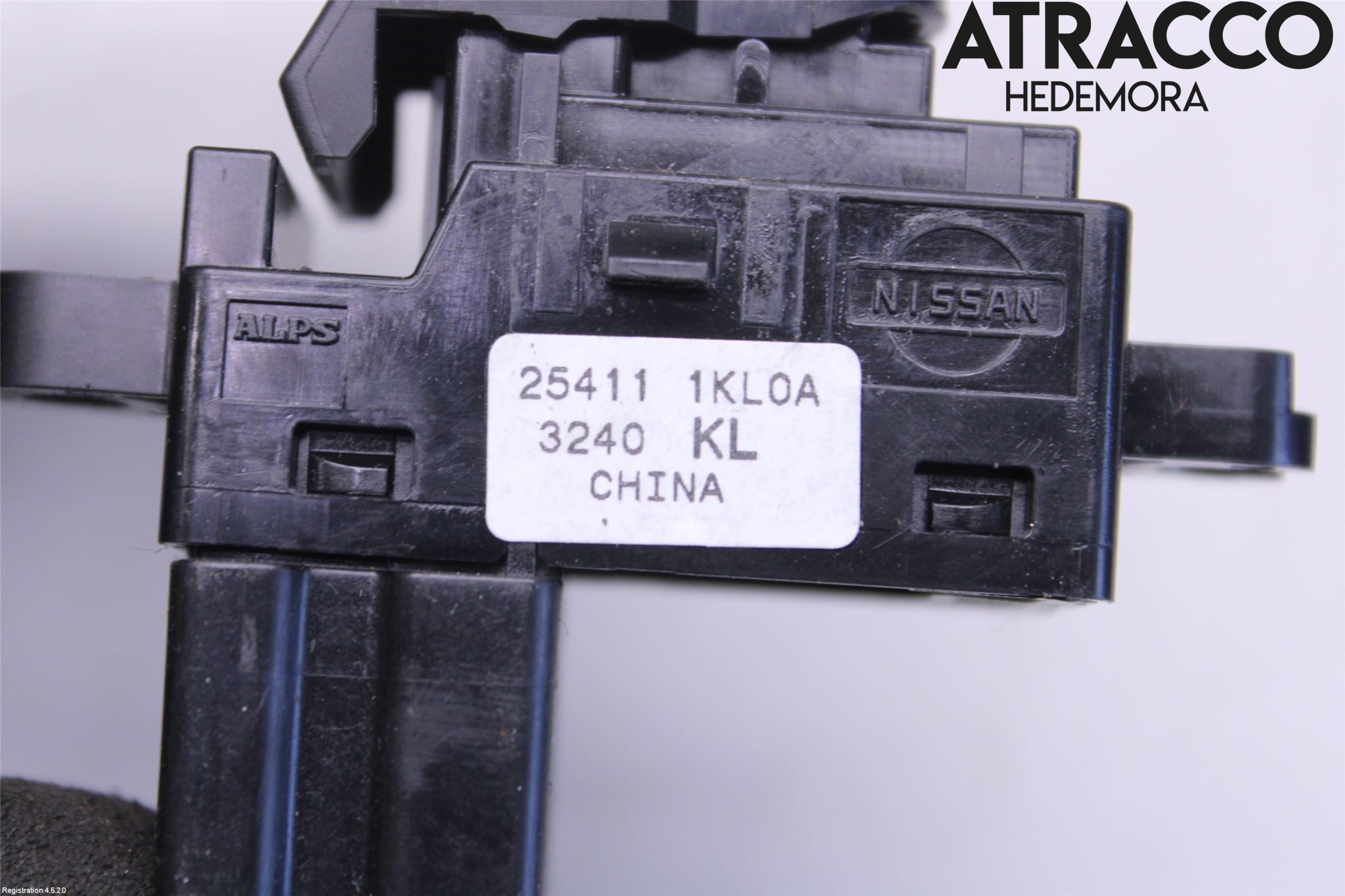 Nissan JUKE 10-14 Strömställare Elhiss