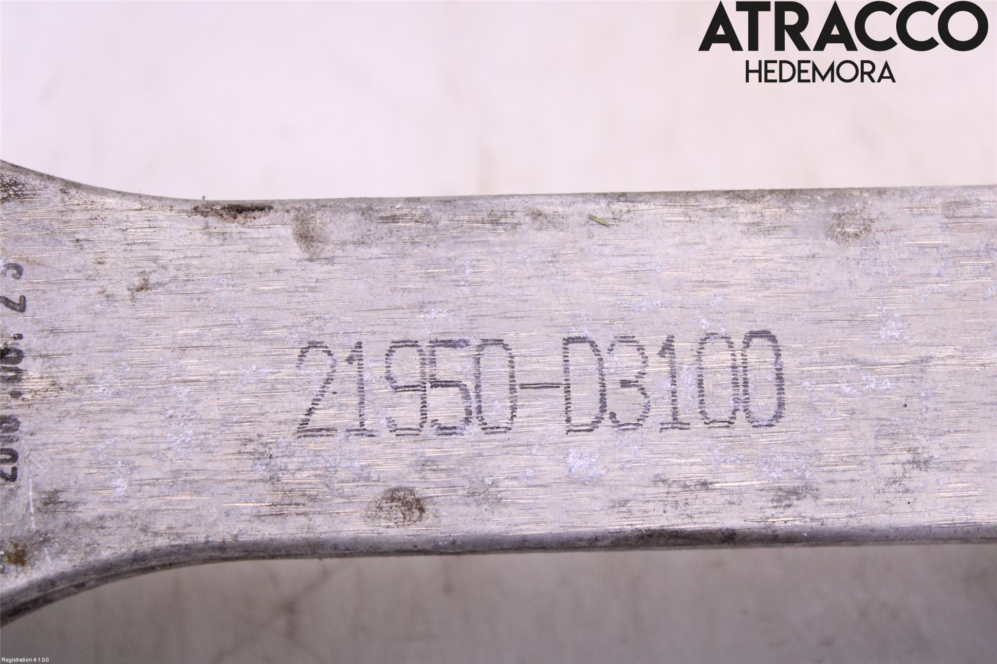 Hyundai TUCSON 05- Motorfäste