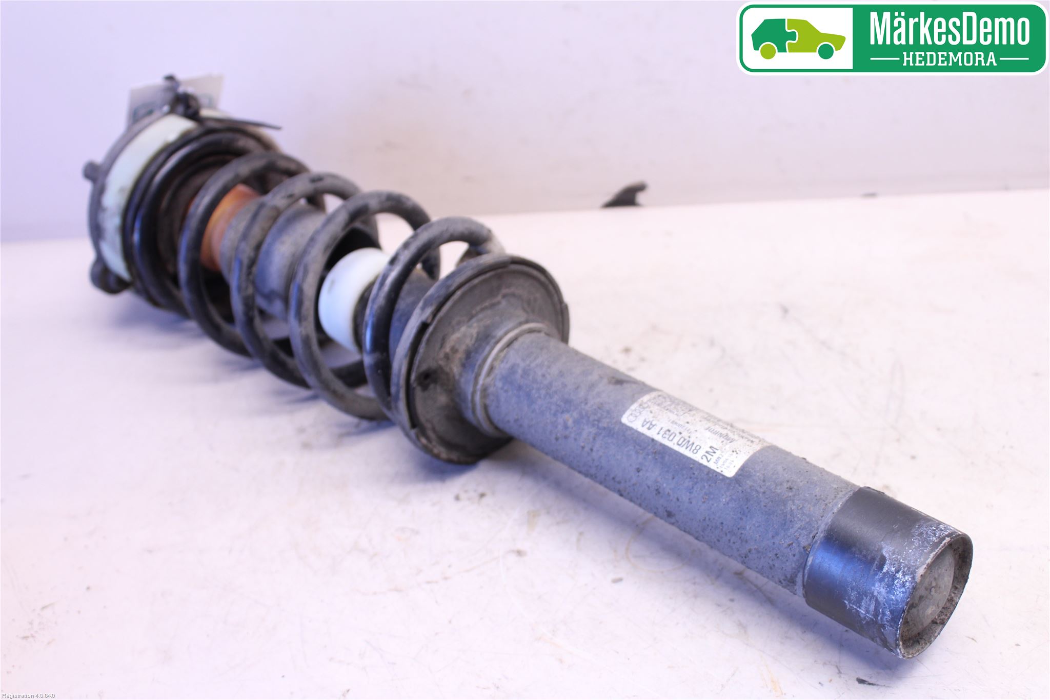 Audi A4/S4 B9 16-19 Fjäderben Fram Höger