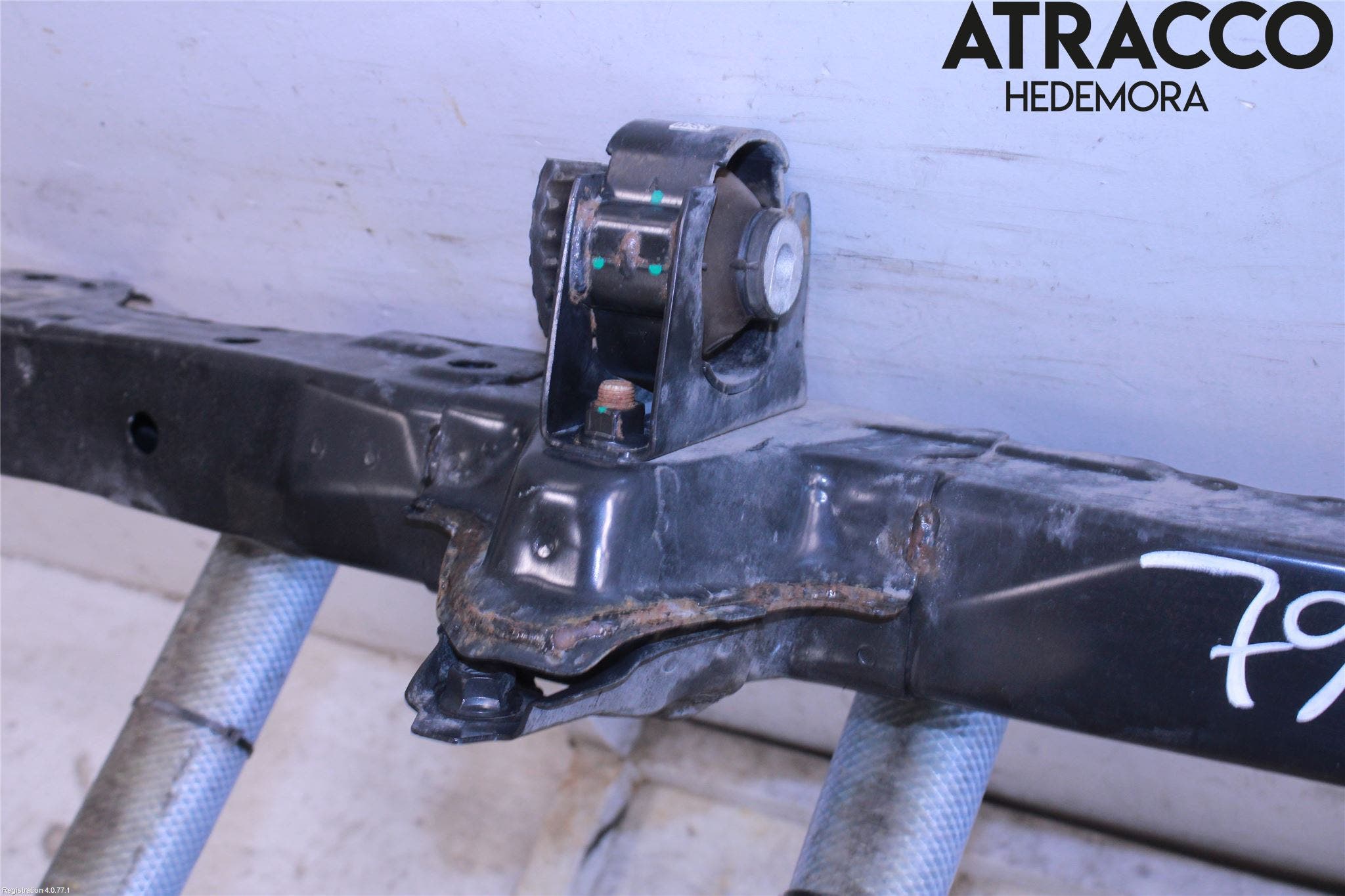 Toyota AVENSIS 16-18 Framvagnsbalk