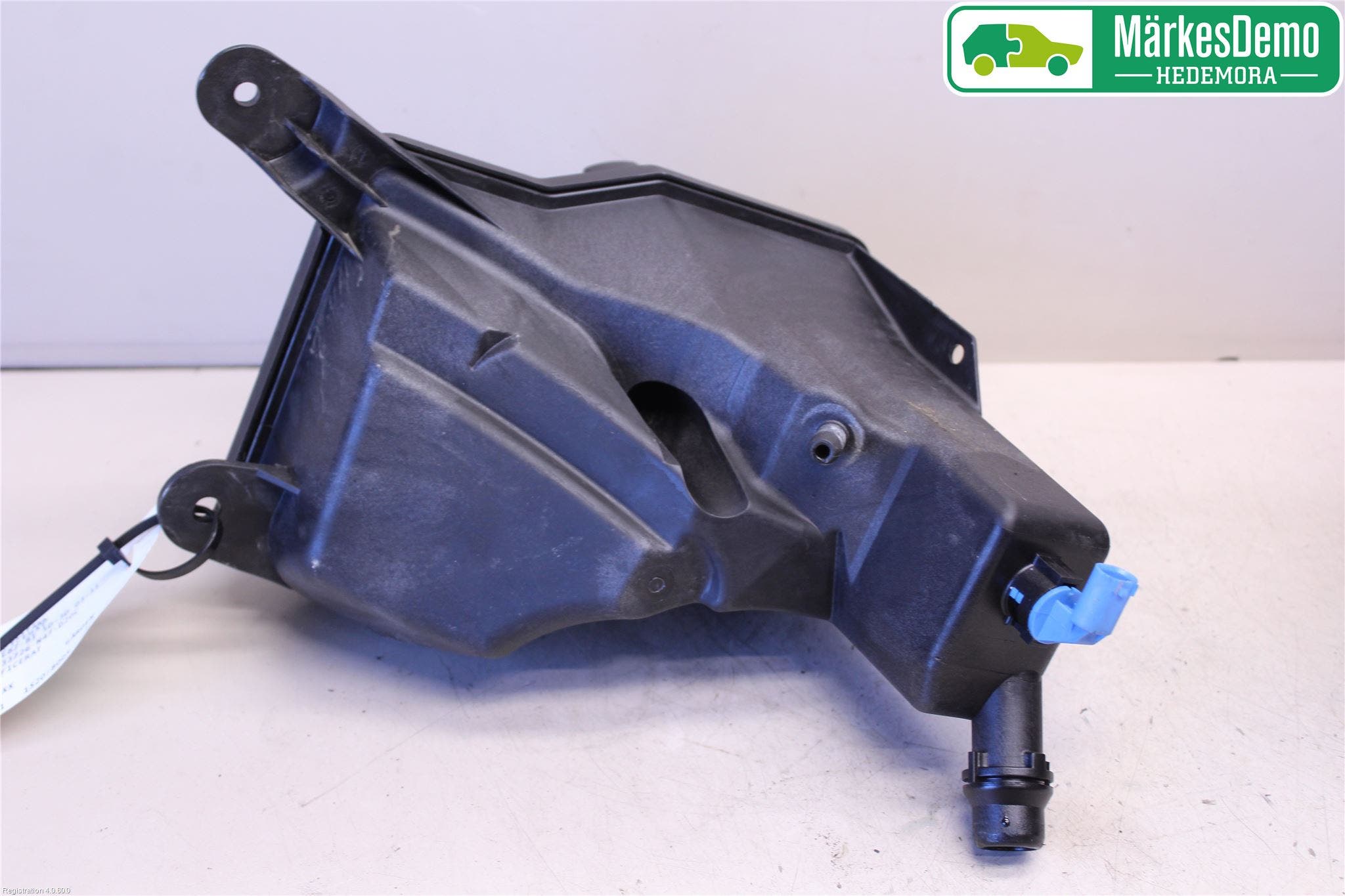 BMW 1 E87/81 5D/3D 03-11 Expansionstank