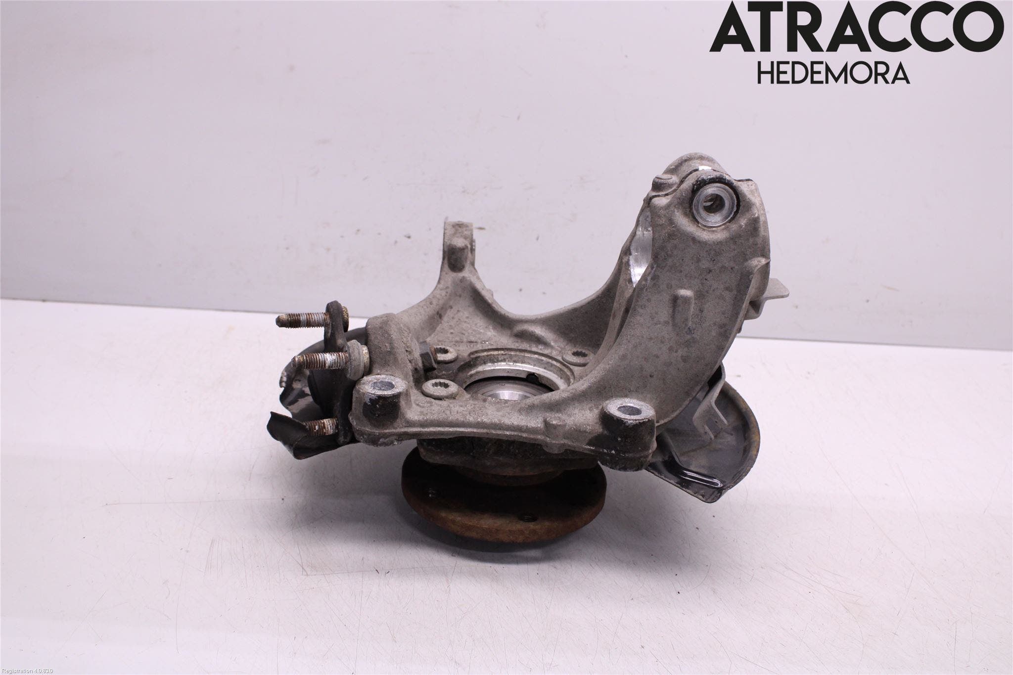 Volkswagen VW PASSAT CC 08-16 Styrspindel Lagerhus Vä