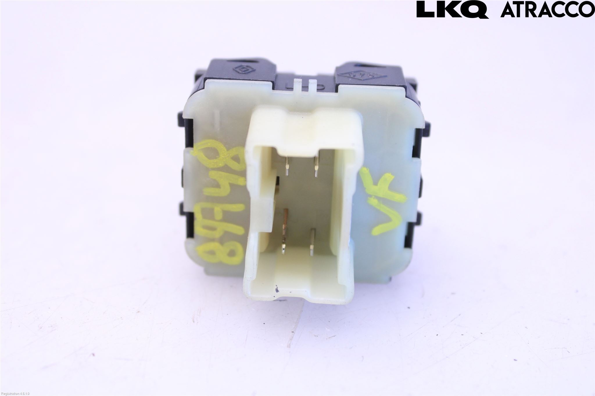 Renault CLIO IV 12-16 Strömställare Elhiss