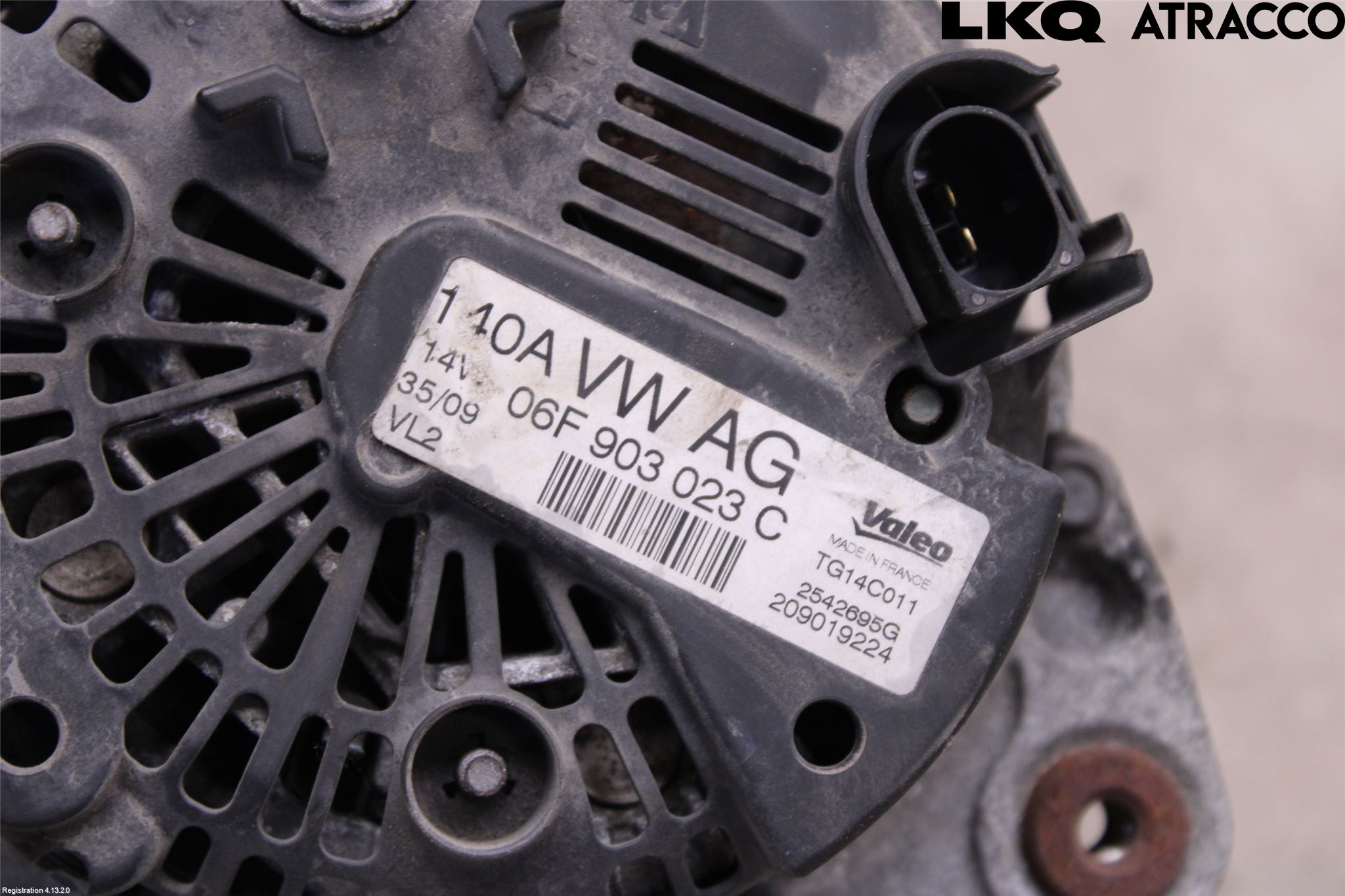 Volkswagen VW CADDY      04-10 Generator