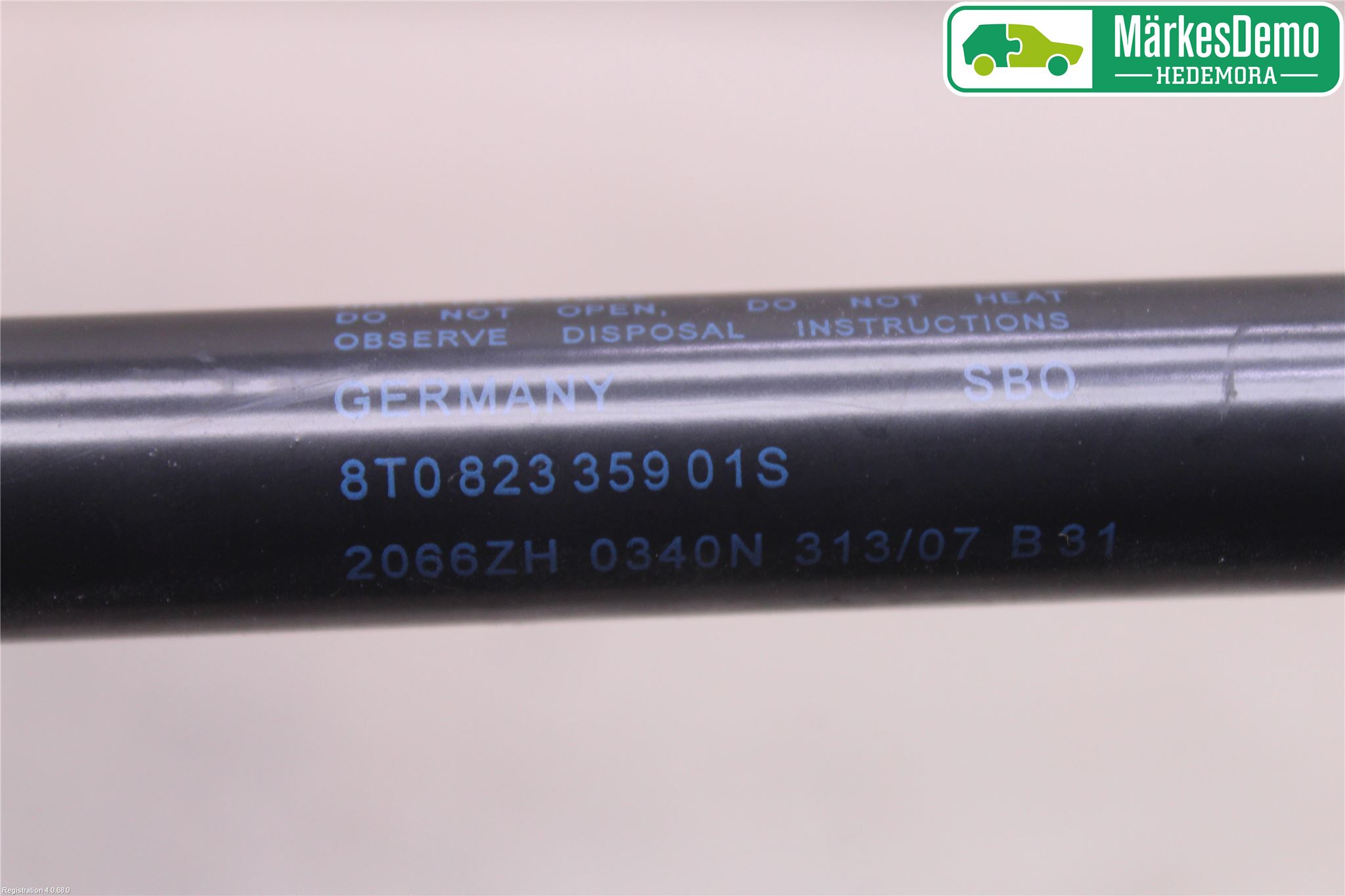 Audi A5 07-16 Gasfjäder Motorhuv