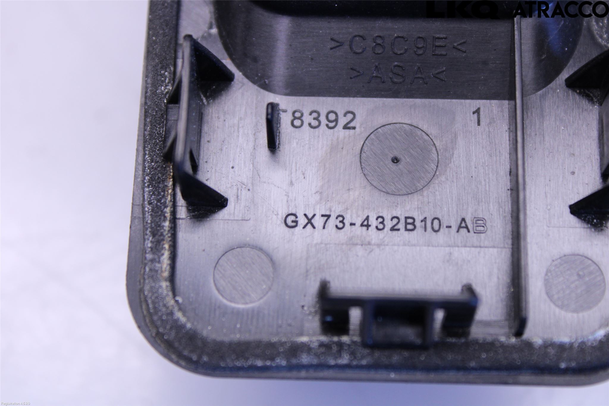 Jaguar XE (X760) 15-24 Bakluckehandtag