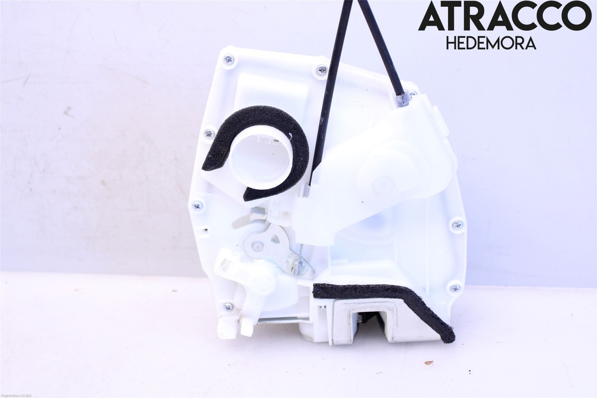 Suzuki SWIFT 11-16 Låskista-Dörrlås