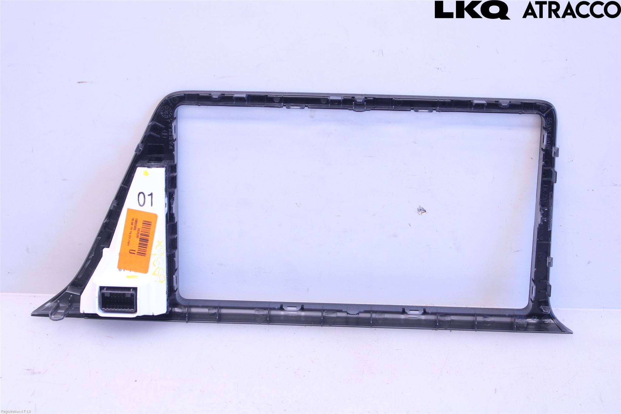 Toyota C-HR 16-23 Instrument-Radio Sarg