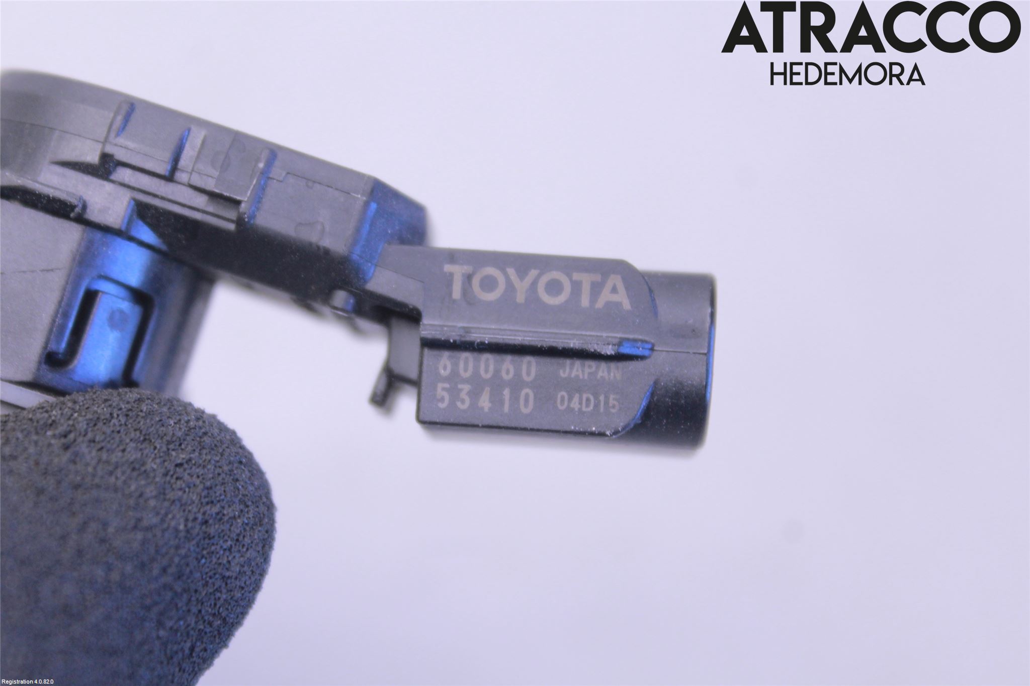 Toyota RAV4 19- Parkeringshjälp Frontsensor