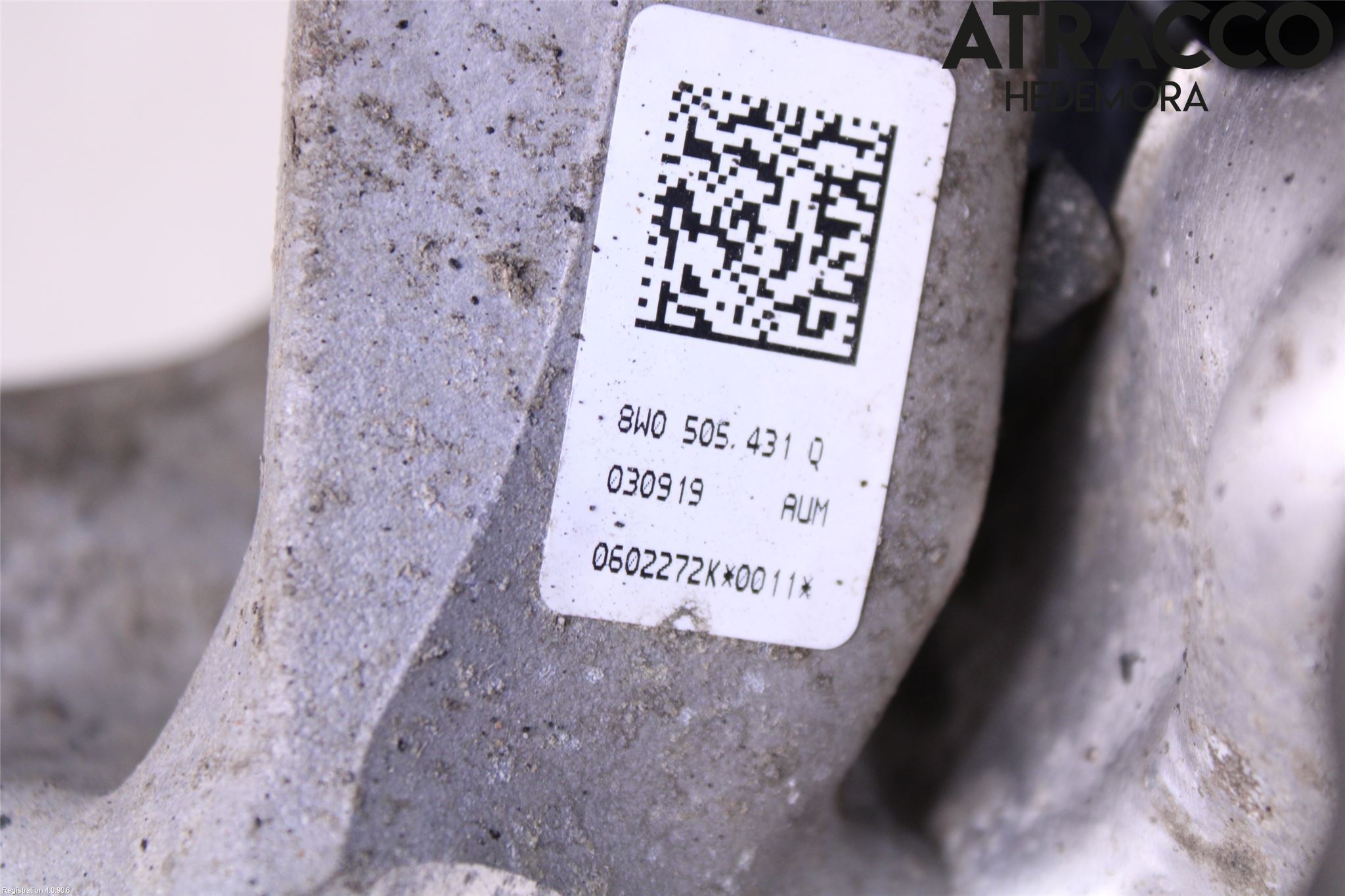 Audi A4 ALLROAD 17- Hjullagerhus-Spindel Vä B