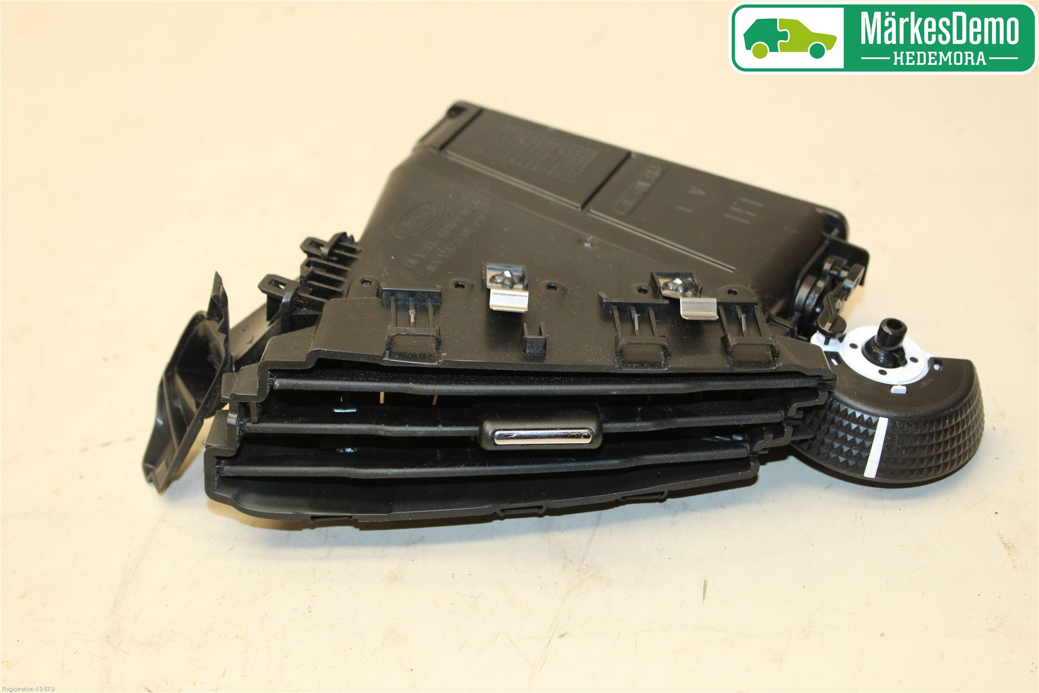 Ford FOCUS 11-14 Defrosterkanal-Munstycke
